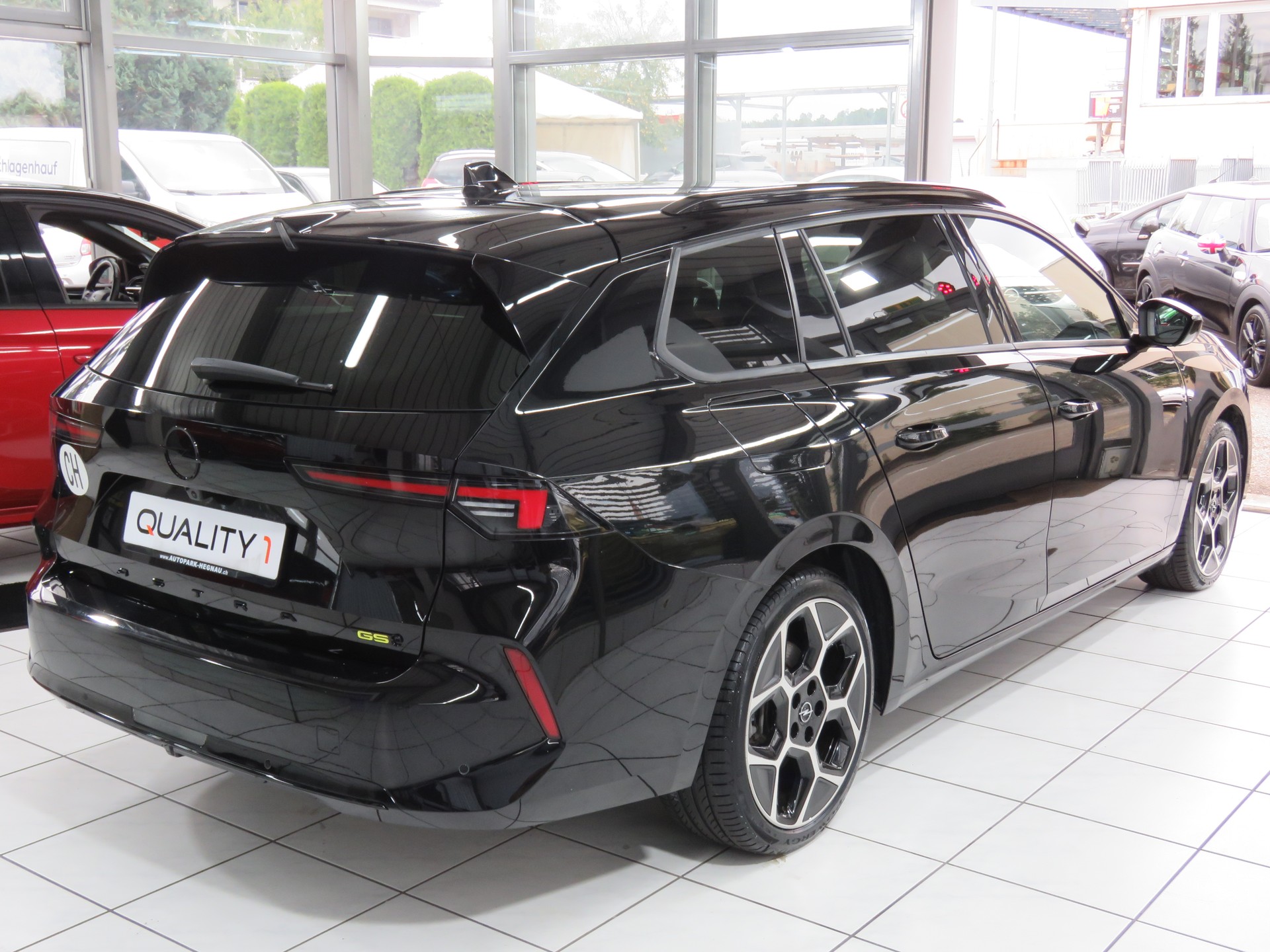 OPEL Astra Sports Tourer 1.6 PHEV Turbo GSe (Automat)-image-4