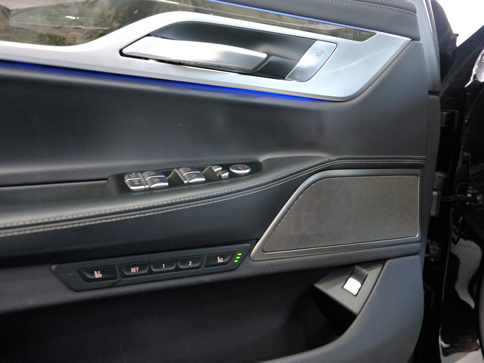 BMW 730Ld xDrive Steptronic-image-11