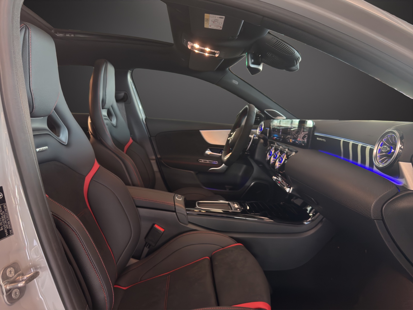 MERCEDES-BENZ A AMG 45 S 4Matic 8G-DCT-image-10