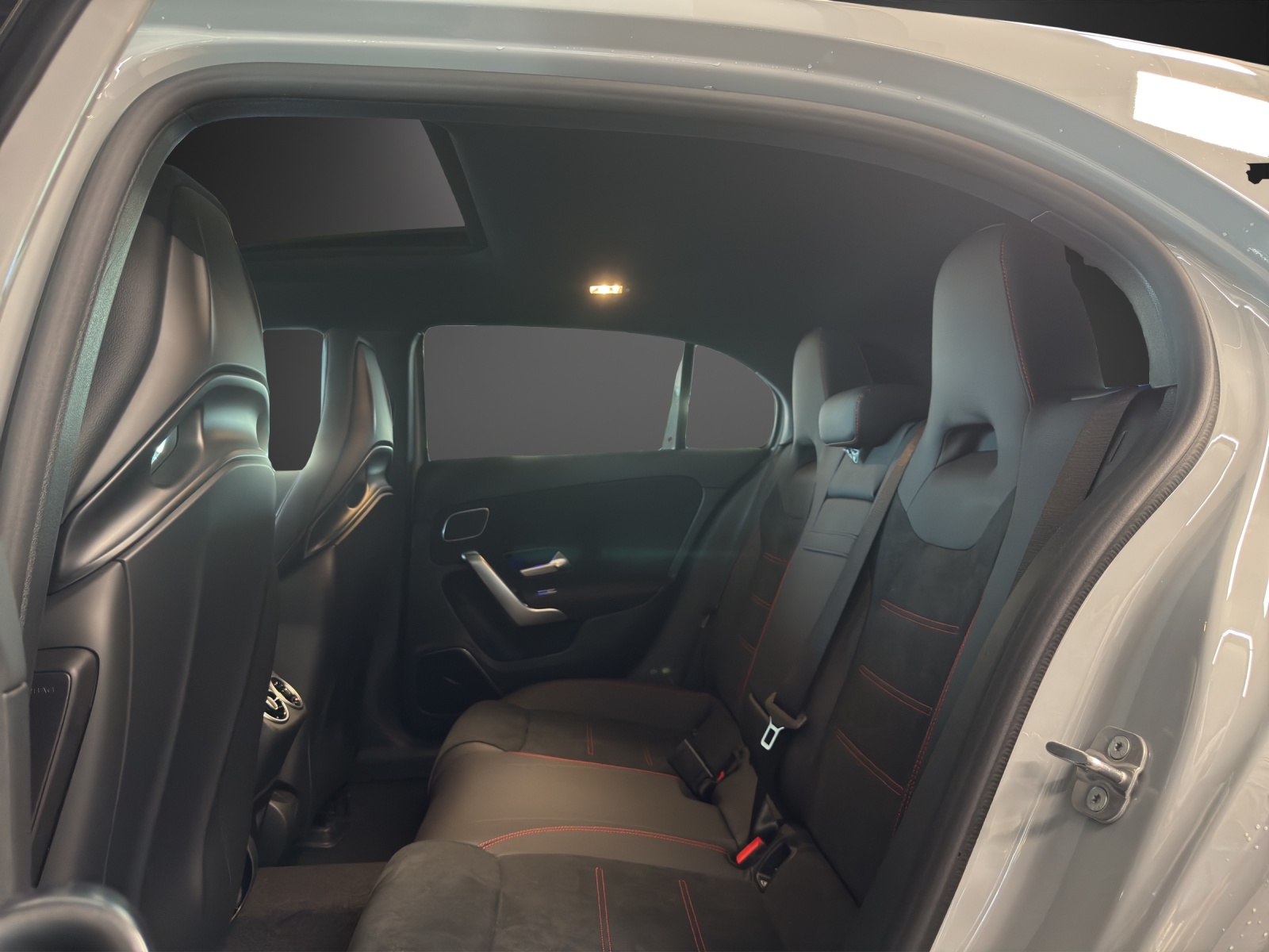 MERCEDES-BENZ A AMG 45 S 4Matic 8G-DCT-image-11