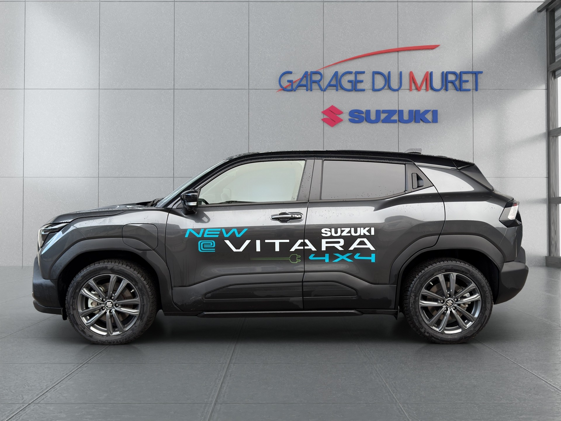 SUZUKI e-Vitara 61kWh Compact Top 4x4-image-1