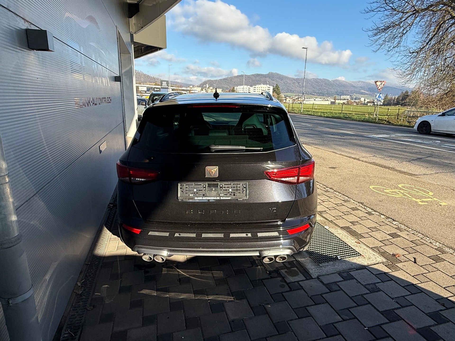 CUPRA Ateca 2.0TSI VZ 4Drive DSG / VENDUE VERKAUFT-image-4