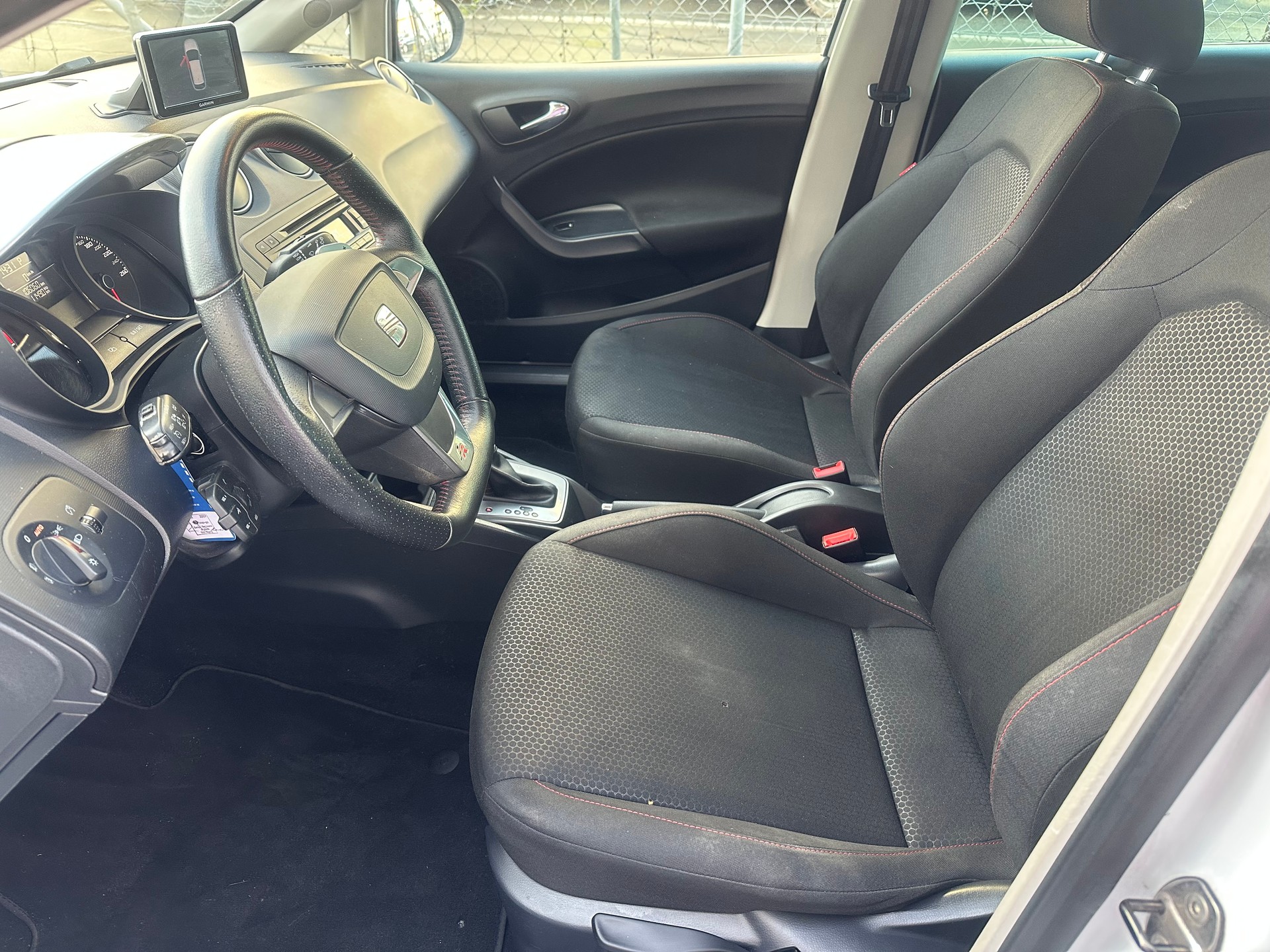 SEAT Ibiza ST 1.2 TSI FR Viva DSG-image-12