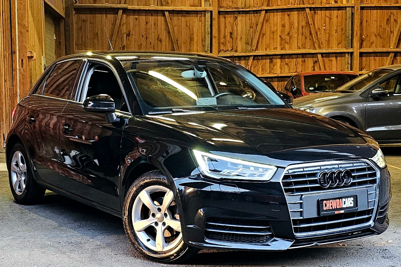 AUDI A1 Sportback 1.0 TFSI S-tronic-showroom-element-2