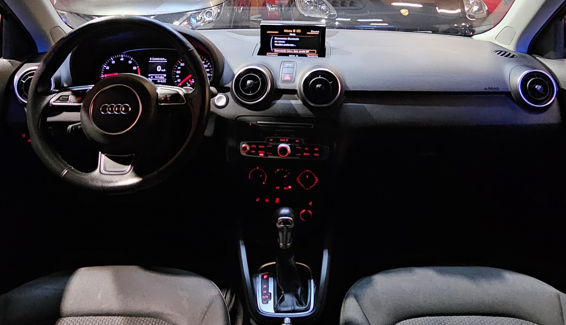 AUDI A1 Sportback 1.0 TFSI S-tronic-image-9