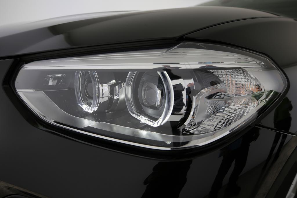BMW X4 30i xDrive-image-14