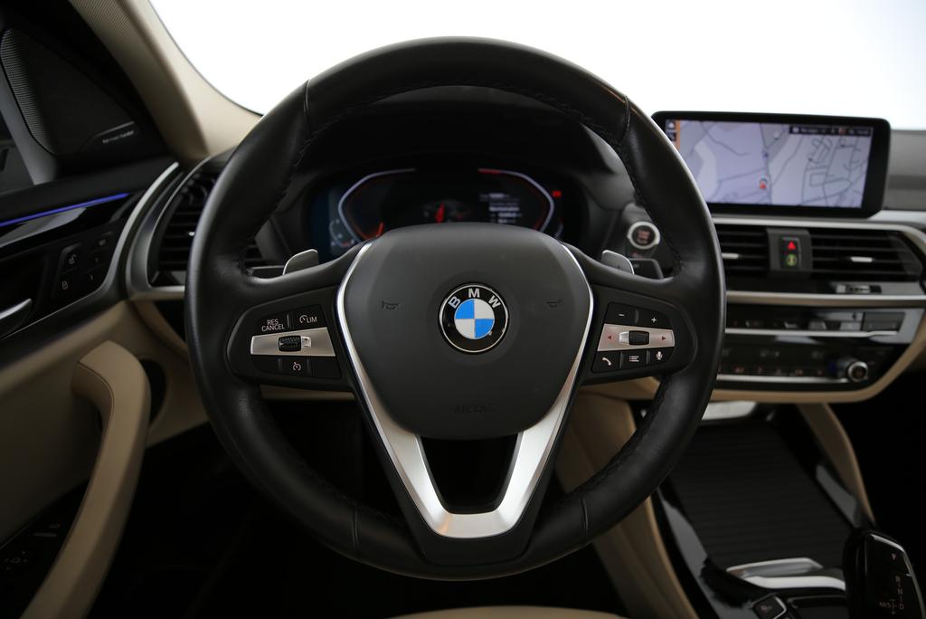 BMW X4 30i xDrive-image-5