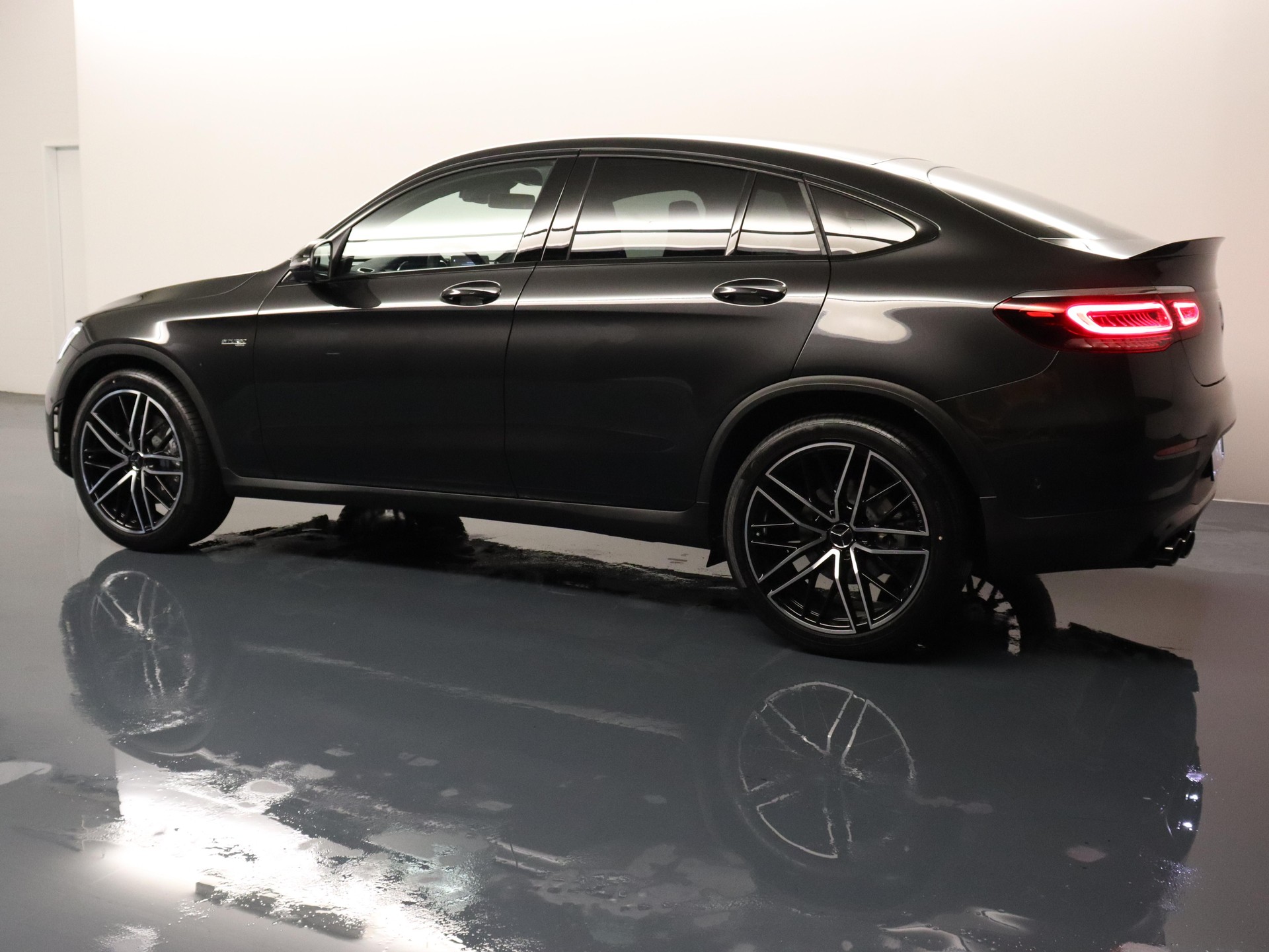 MERCEDES-BENZ GLC 43 AMG 4m Coupé-image-3