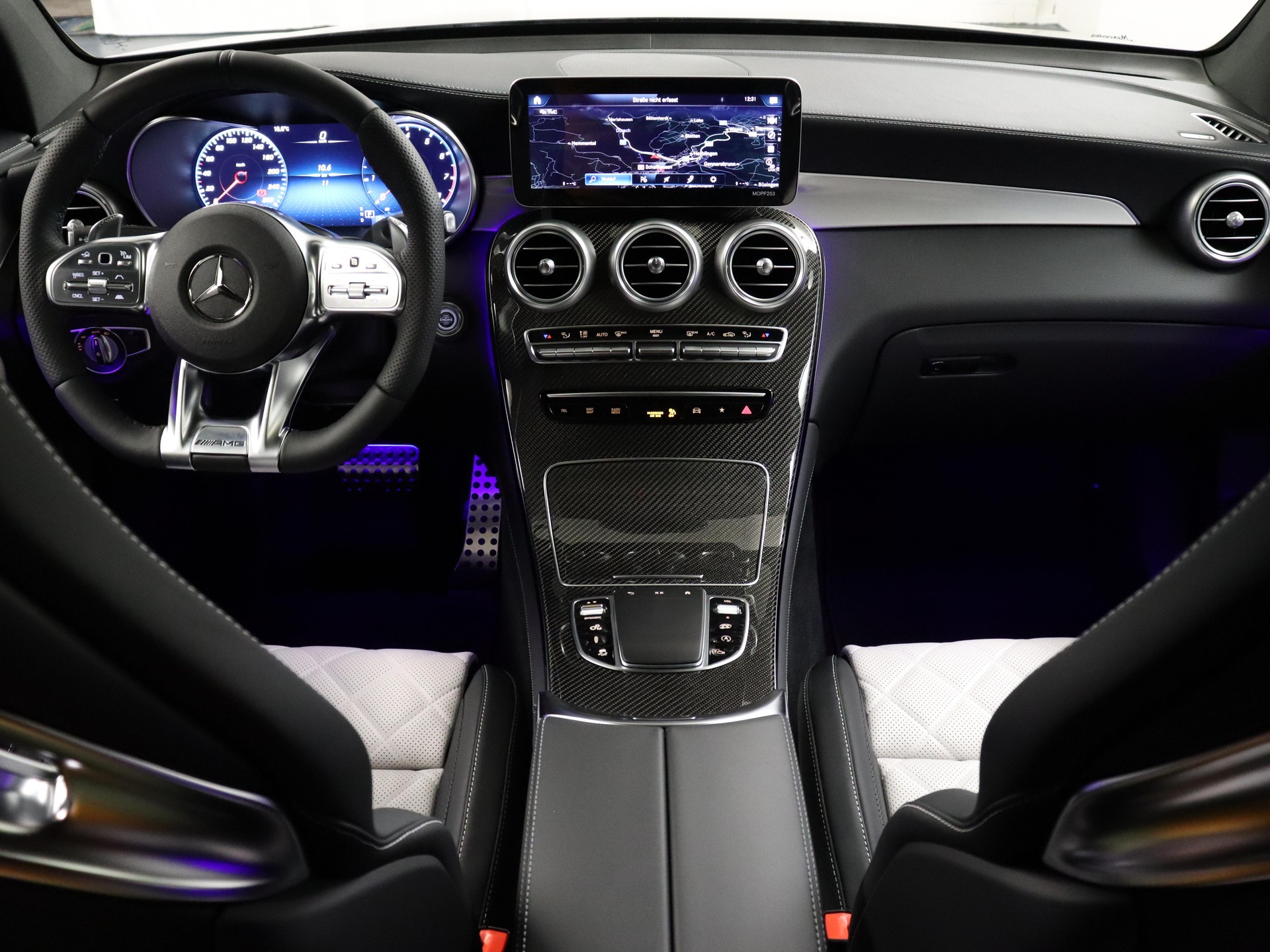 MERCEDES-BENZ GLC 43 AMG 4m Coupé-image-5