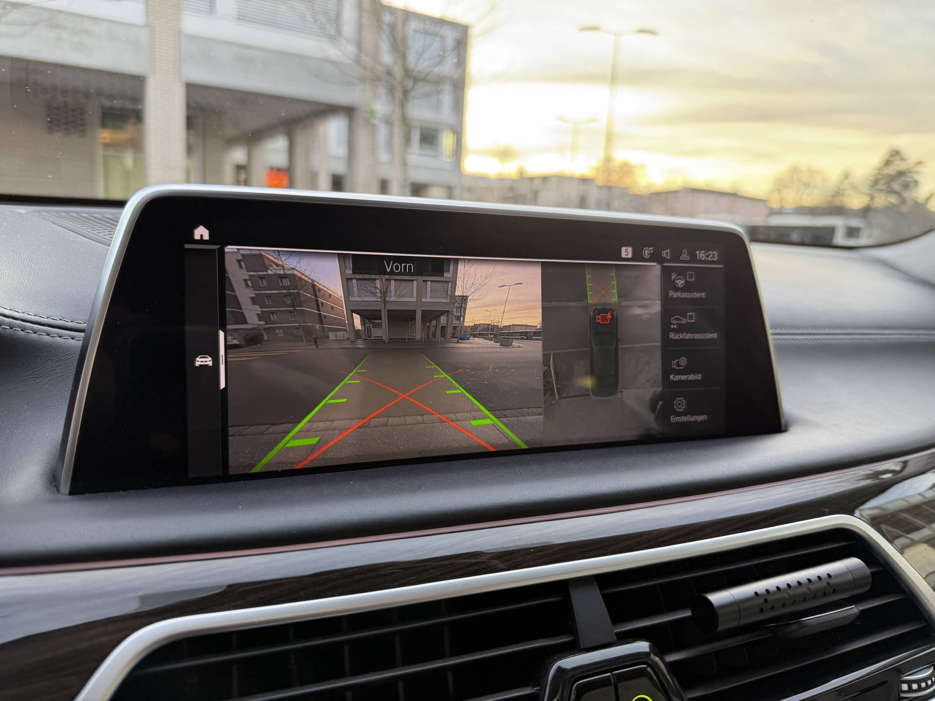 BMW 730d xDrive SAG-image-11
