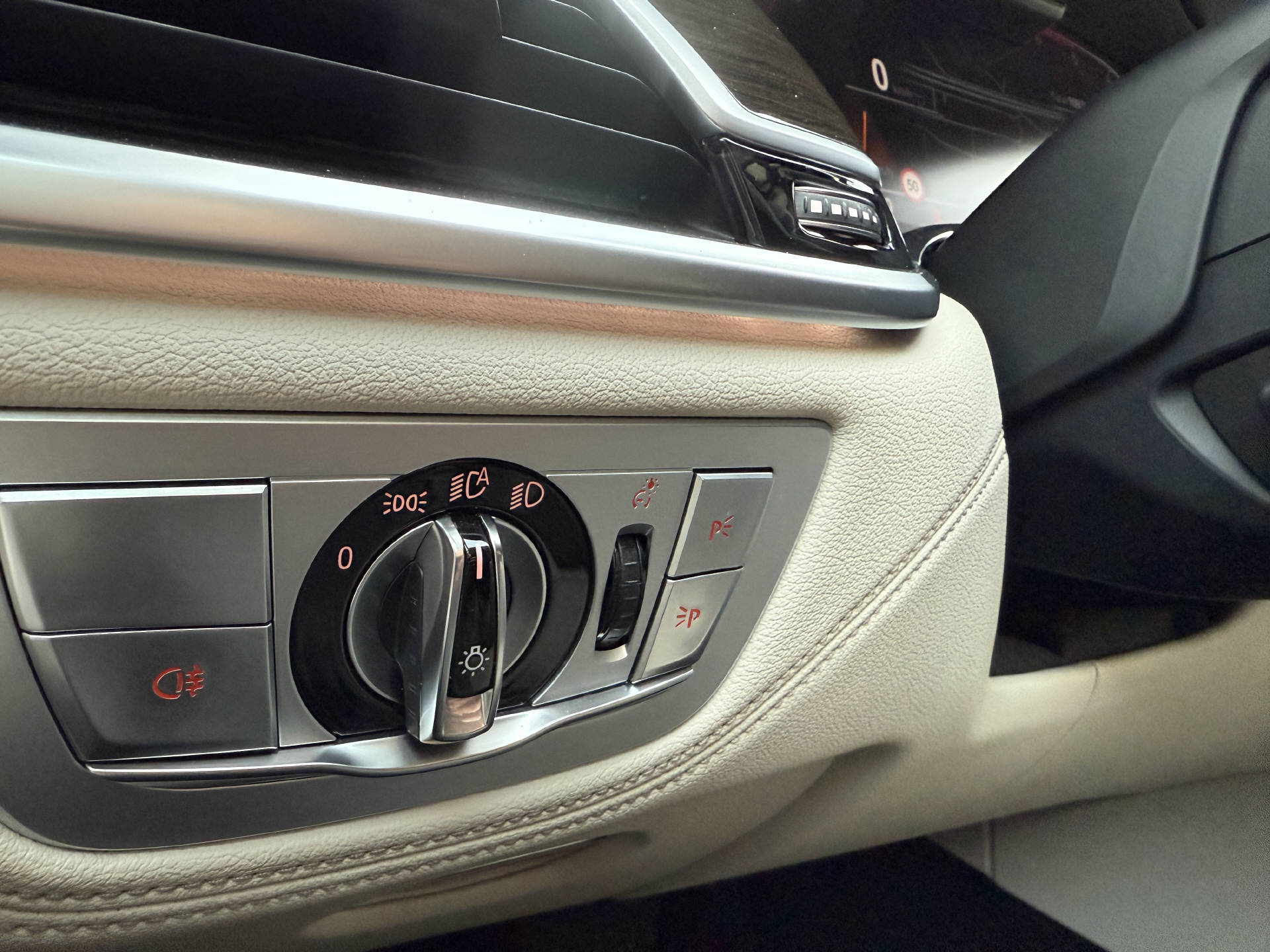 BMW 730d xDrive SAG-image-16