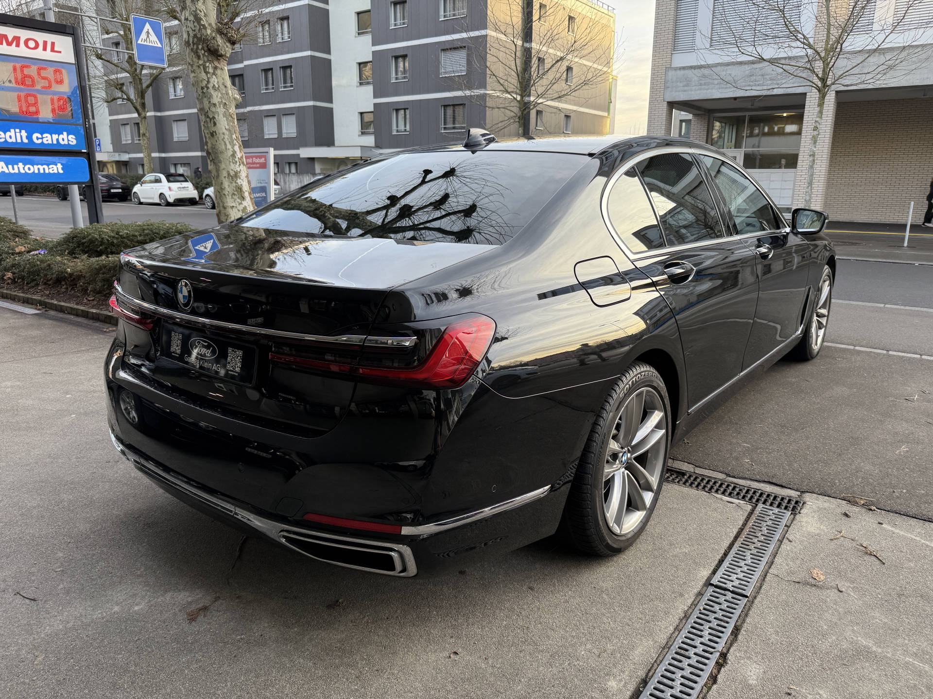 BMW 730d xDrive SAG-image-2