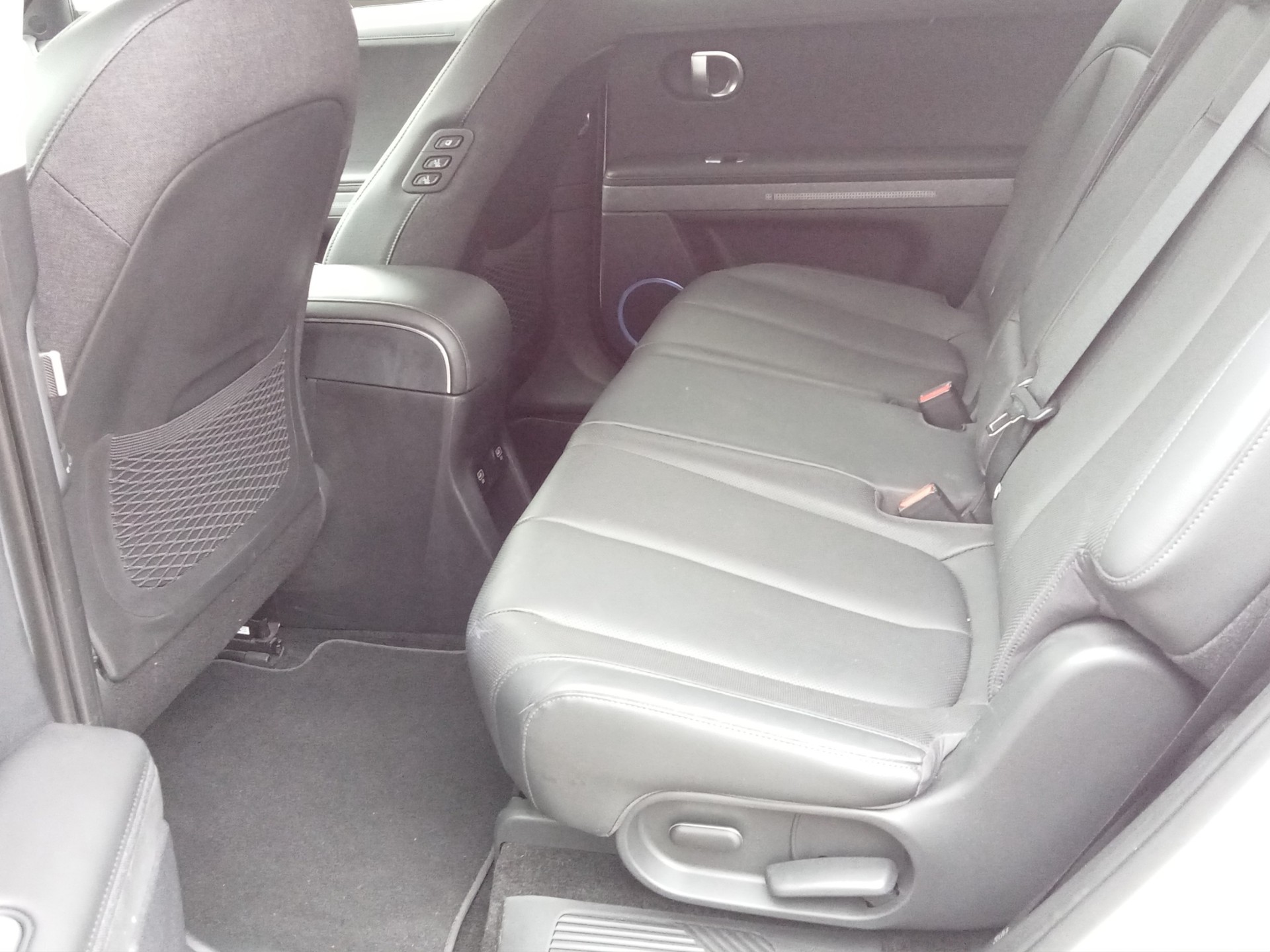 HYUNDAI Ioniq 5 72kWh First Edition 4WD-image-9