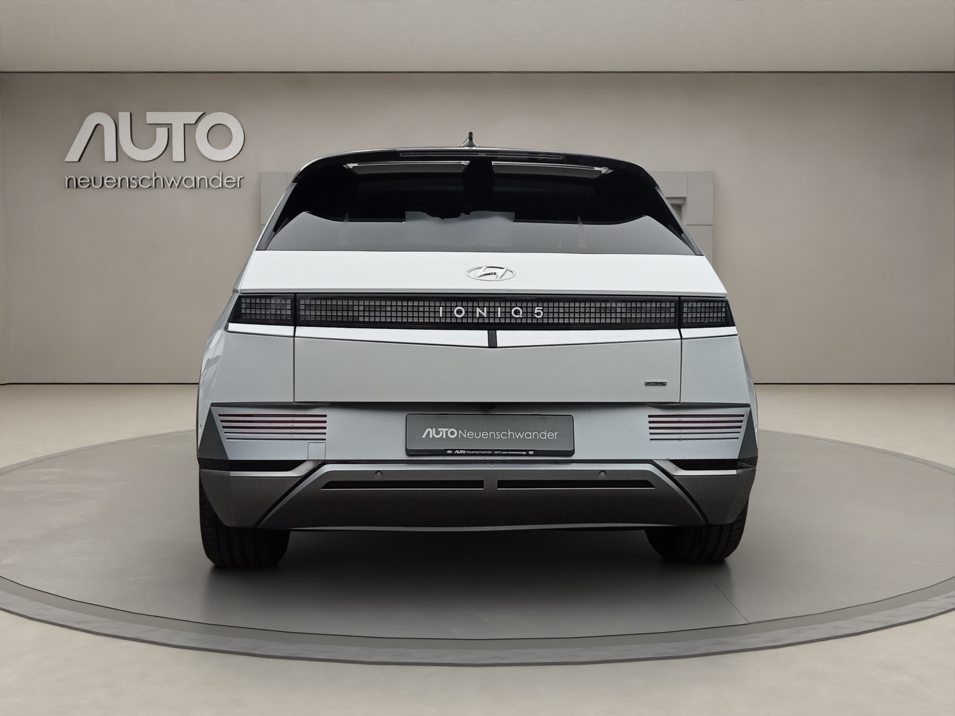 HYUNDAI Ioniq 5 72kWh First Edition 4WD-image-5