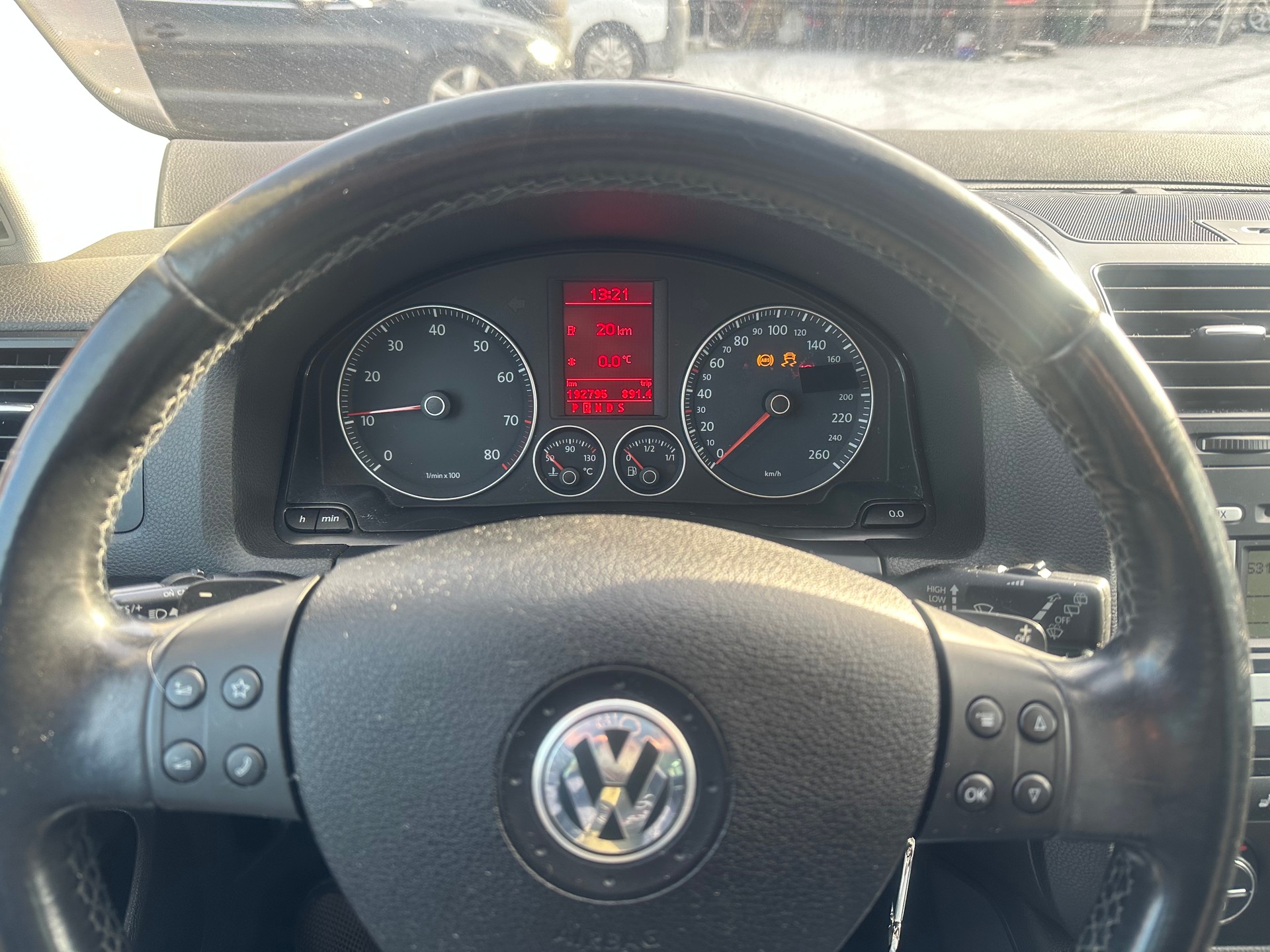 VW Golf 1.4 TSI GT Sport DSG-image-9