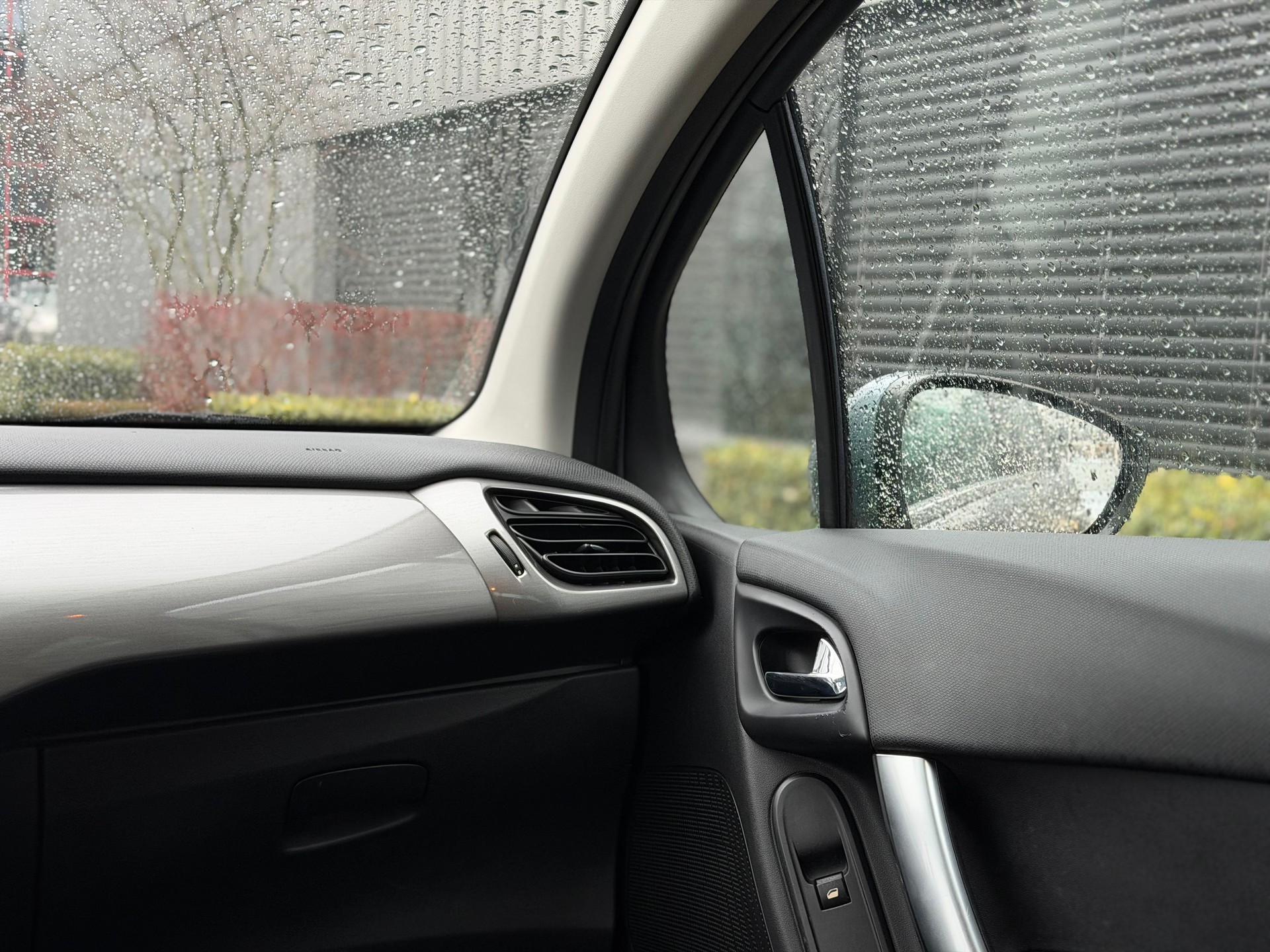CITROEN C3 1.6i 16V Exclusive-image-6