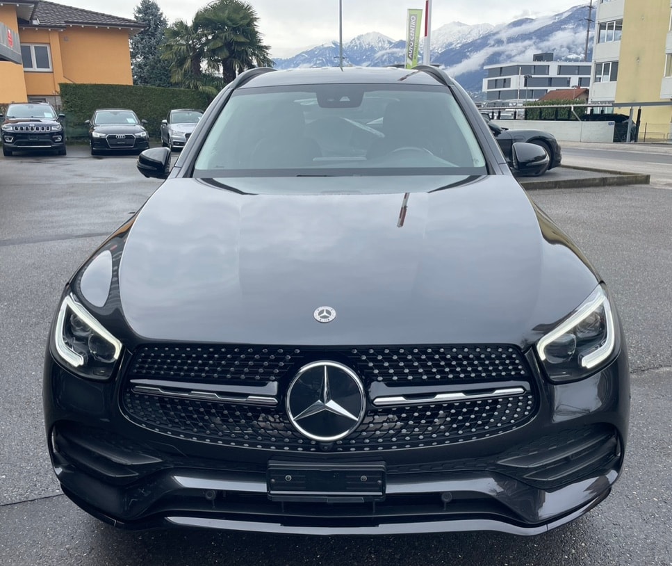 MERCEDES-BENZ GLC 300 d AMG Line 4Matic 9G-Tronic