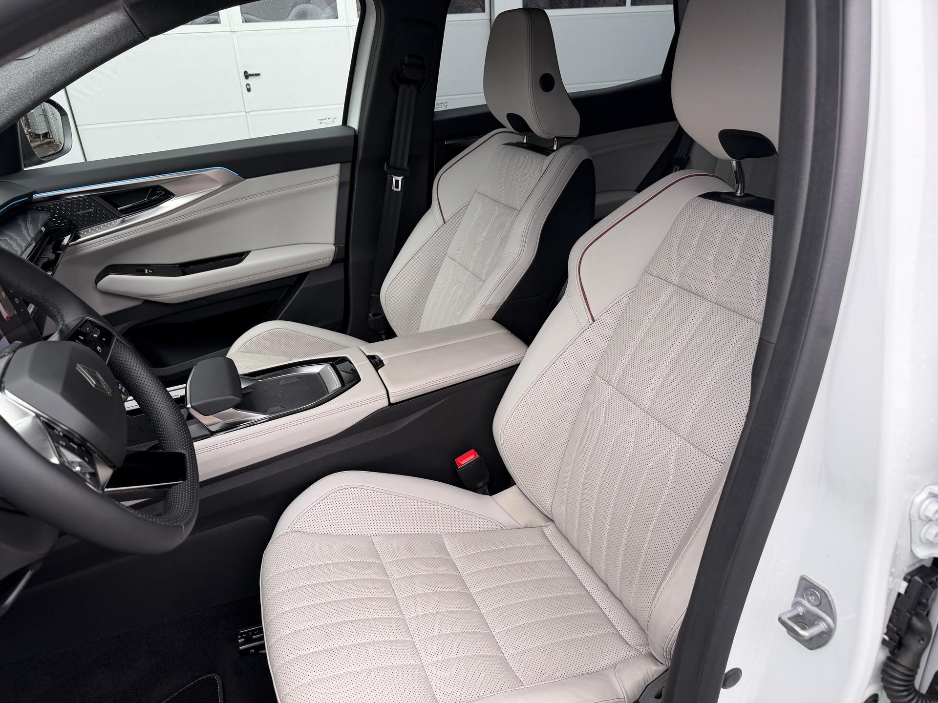 RENAULT Espace 1.2 E-Tech iconic-image-4