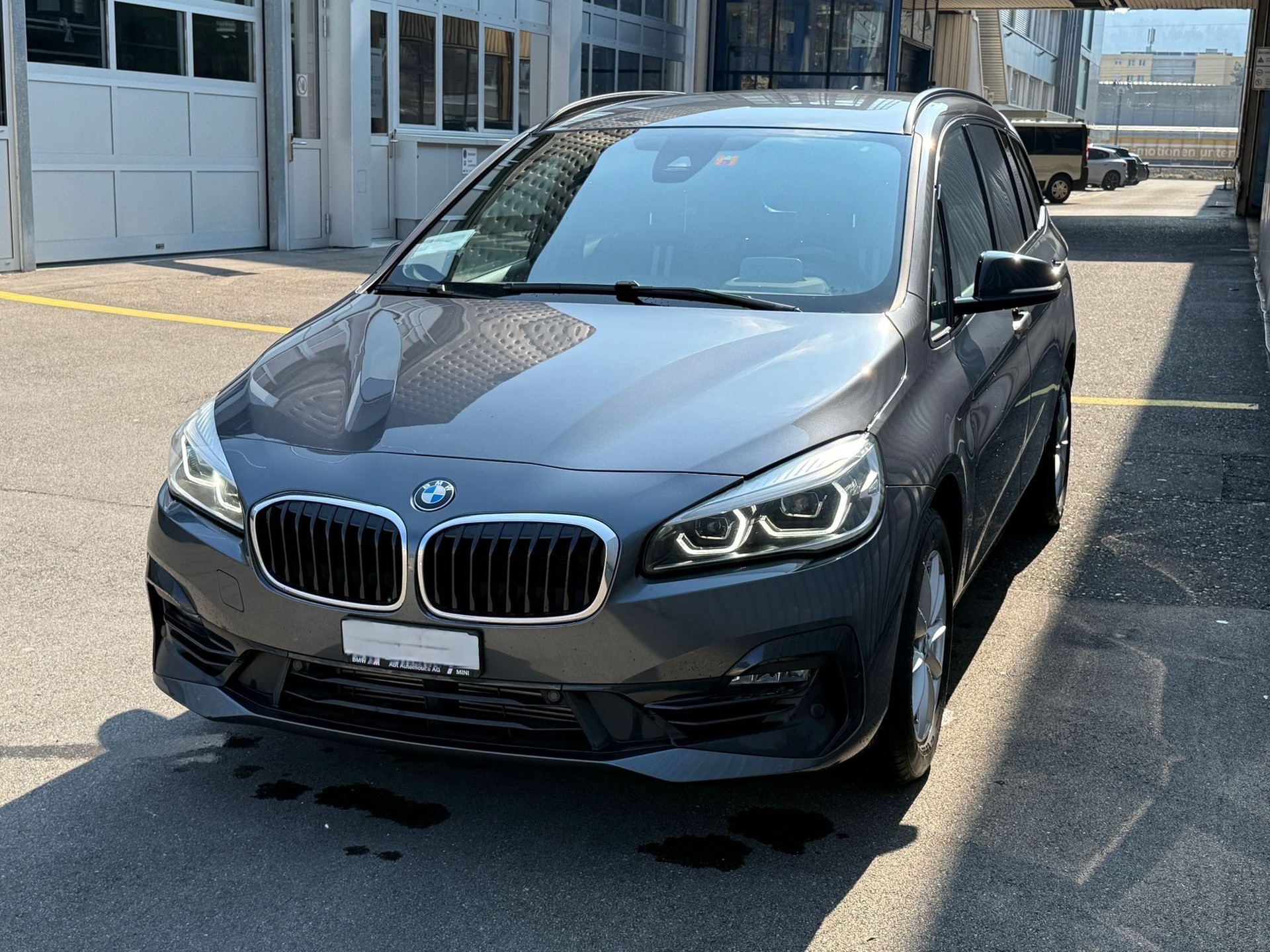 BMW 218 Gran Tourer-image-5