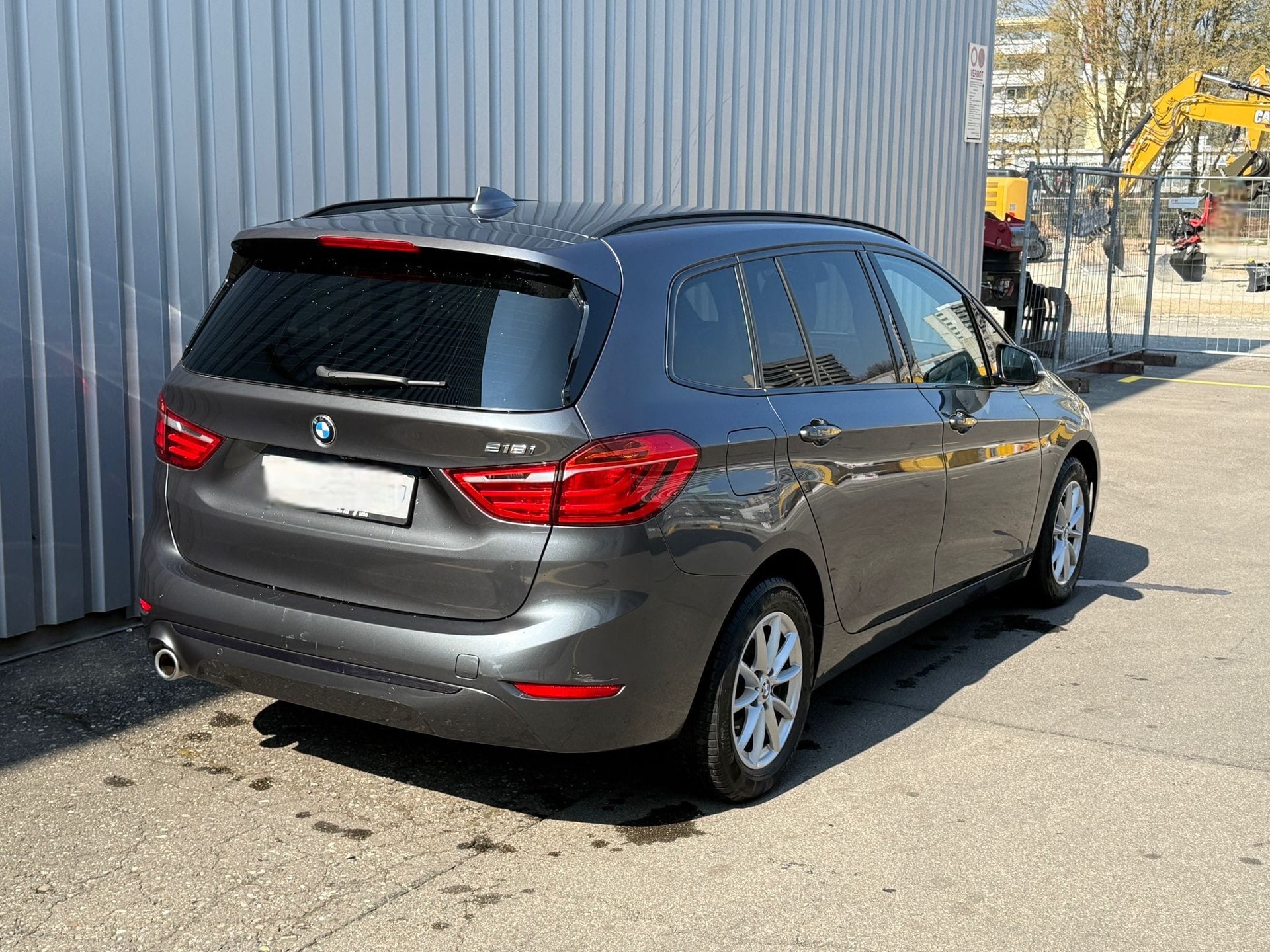 BMW 218 Gran Tourer-image-4