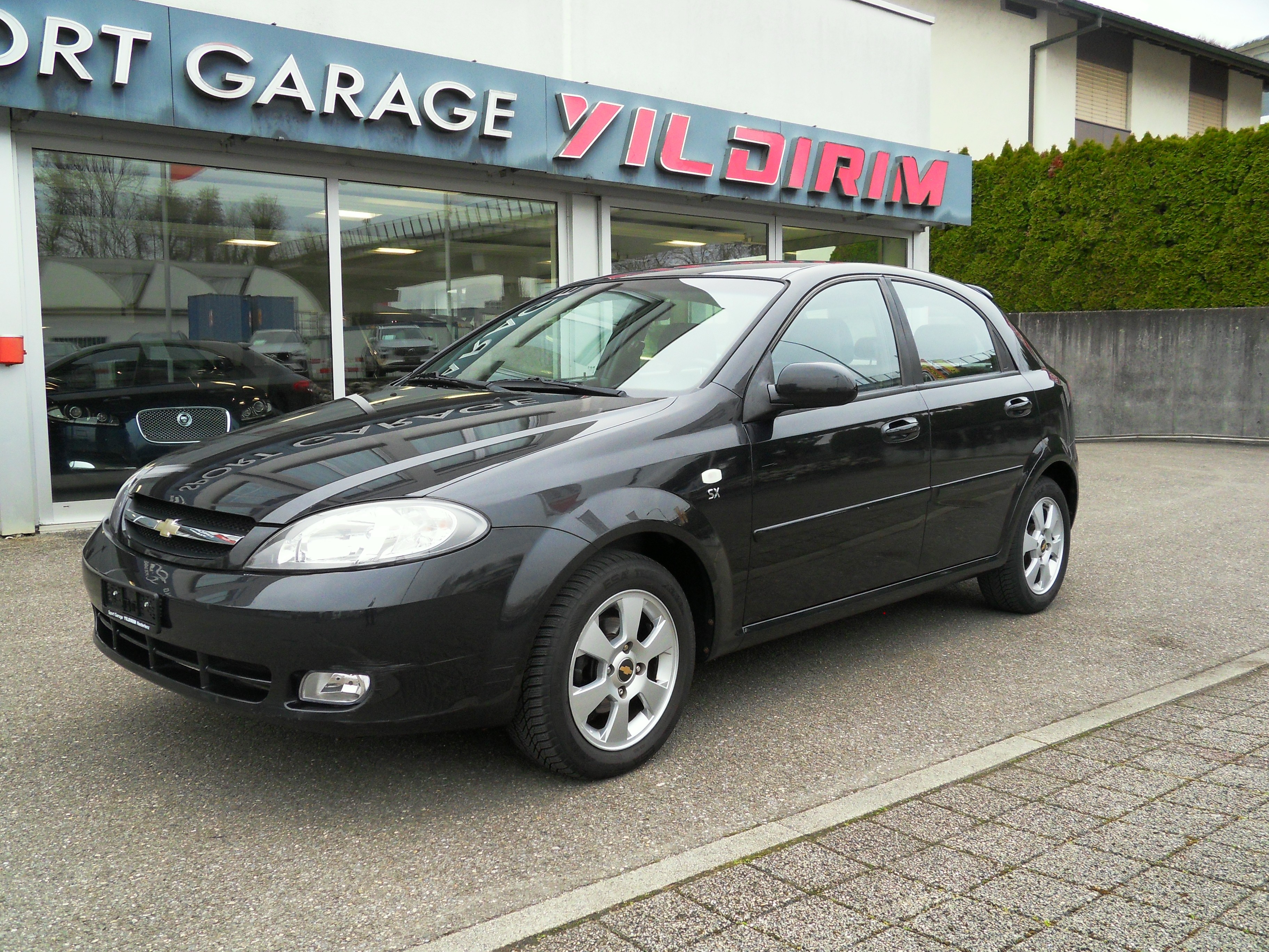 Car photo
