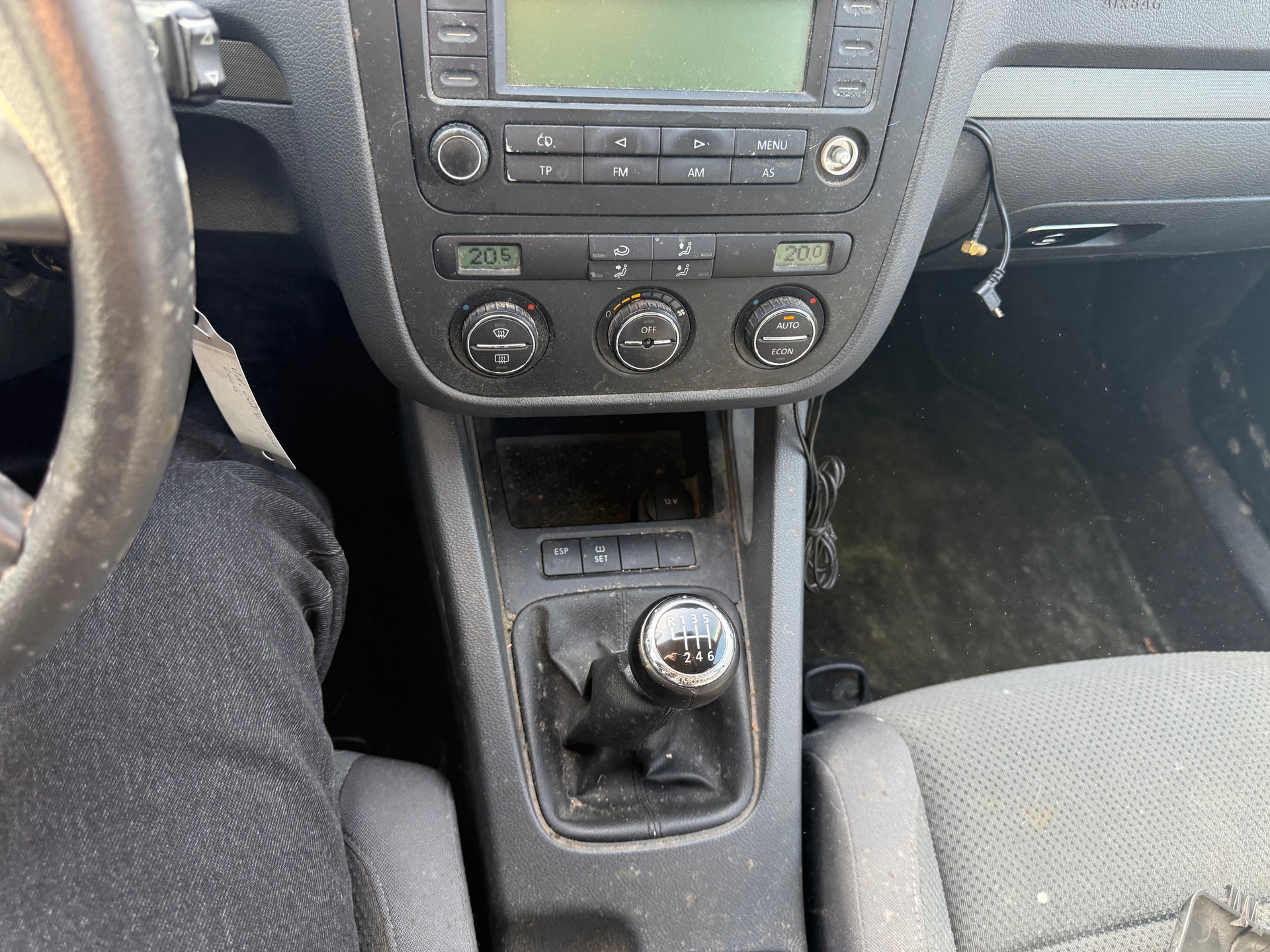VW Golf 2.0 FSI Comfortline 4Motion-image-10