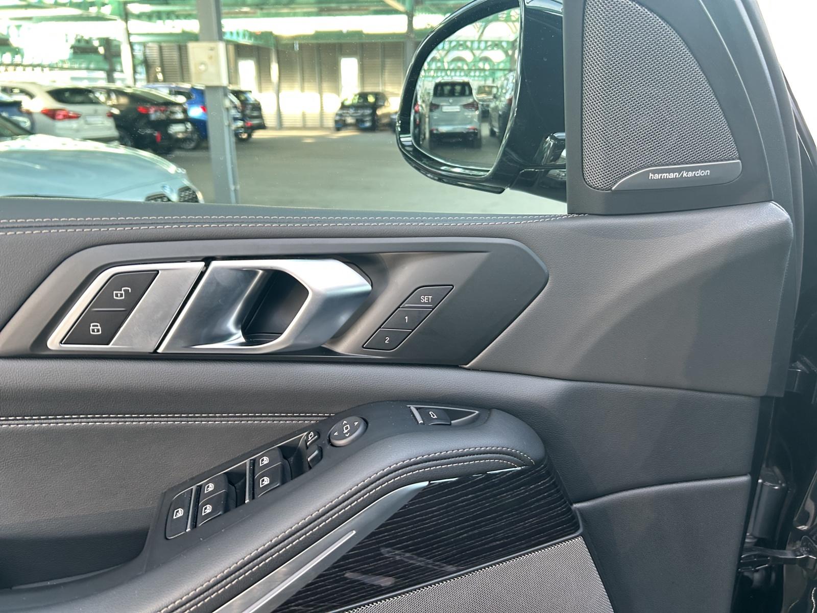 BMW X5 30d xDrive SAG-image-13