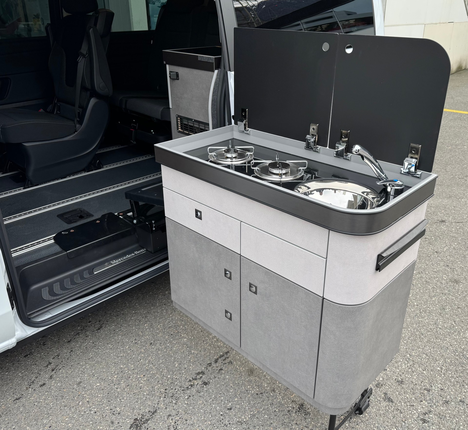 PÖSSL MERCEDES-BENZ Campstar V250 d lang 4matic-image-22