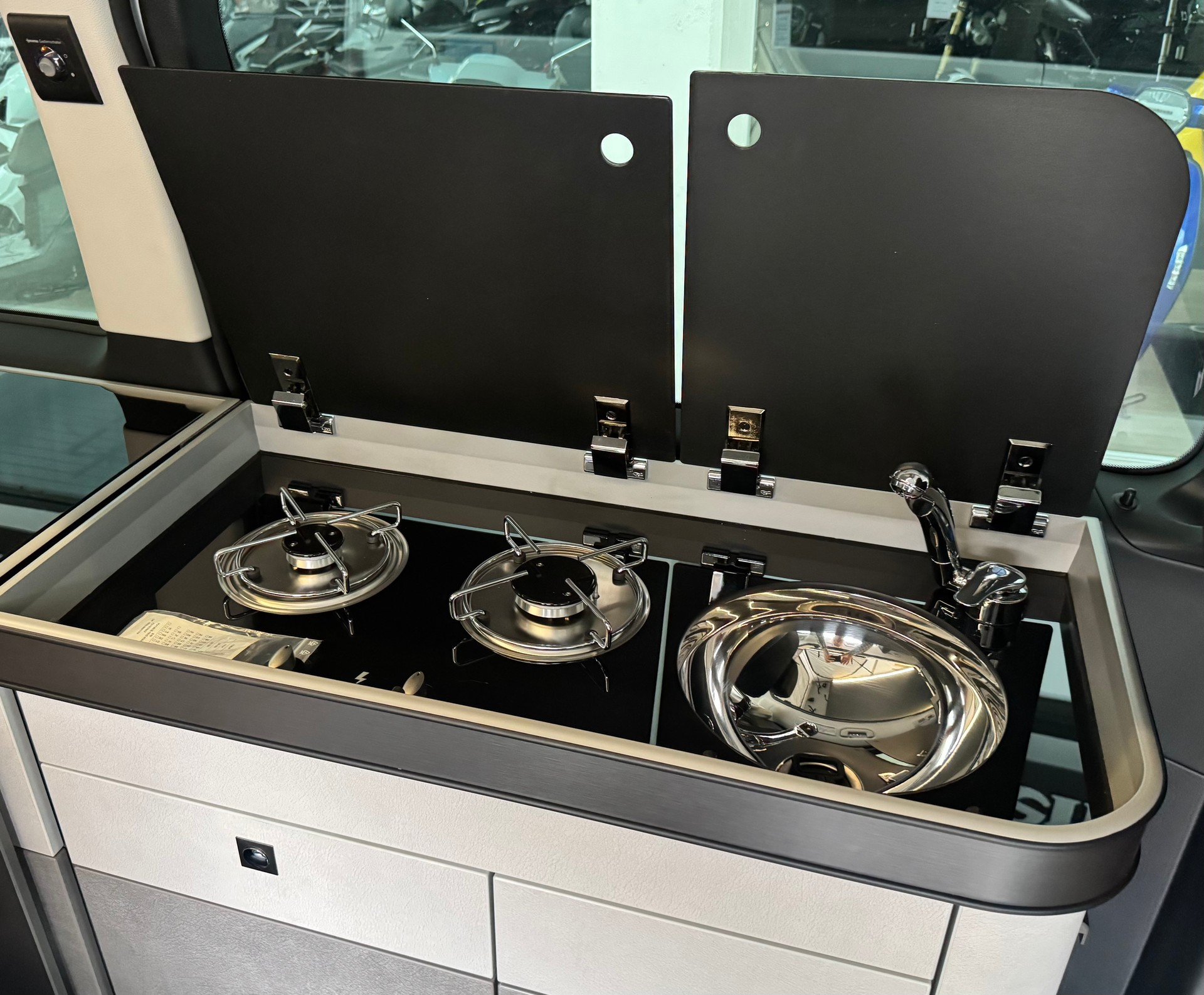 PÖSSL MERCEDES-BENZ Campstar V250 d lang 4matic-image-23