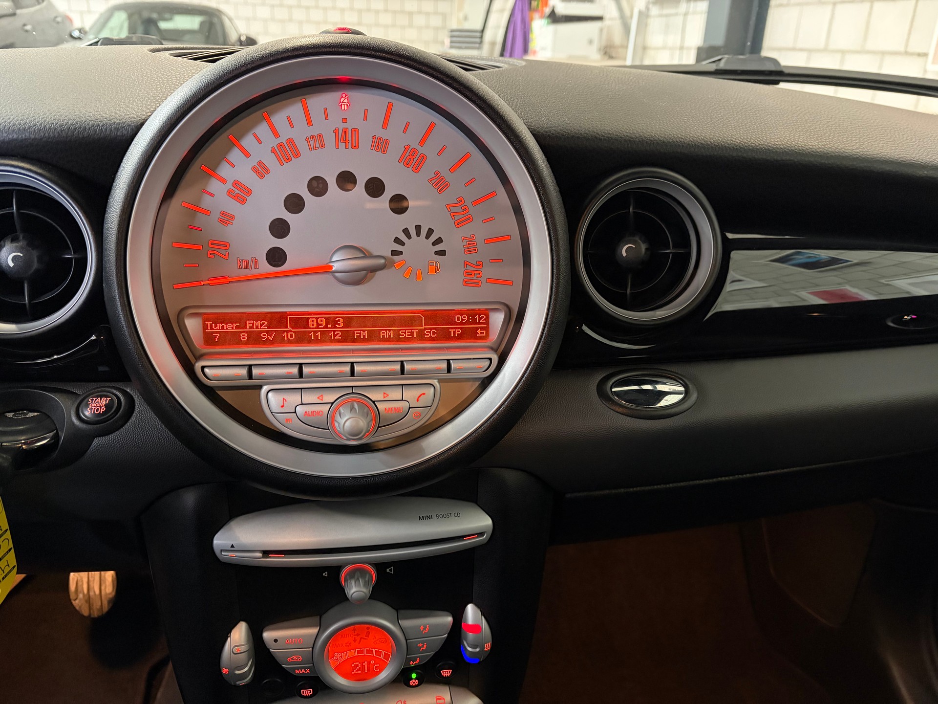 MINI Cooper S-image-11