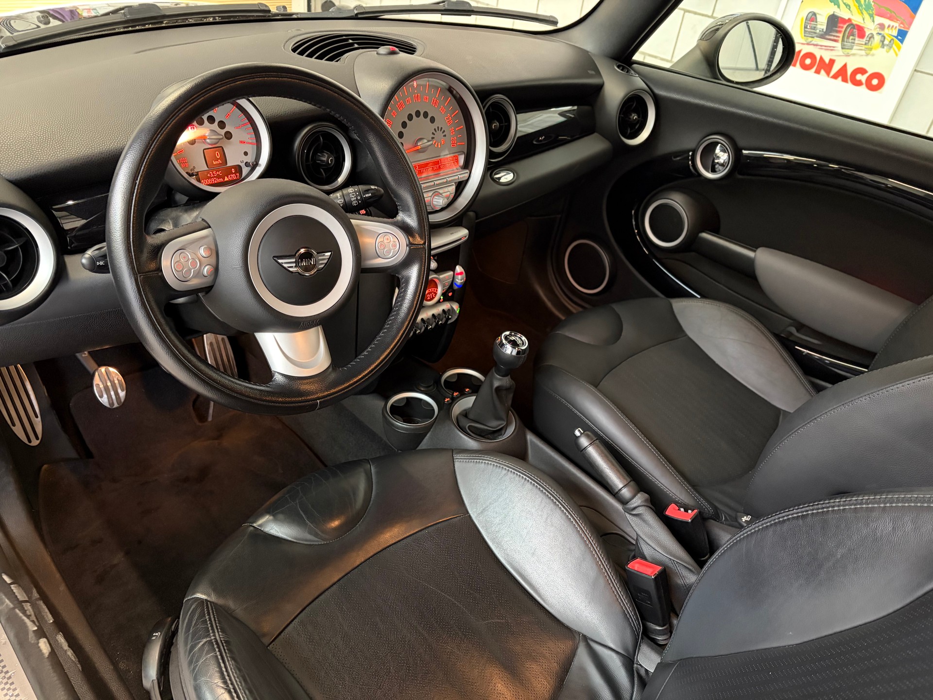 MINI Cooper S-image-12