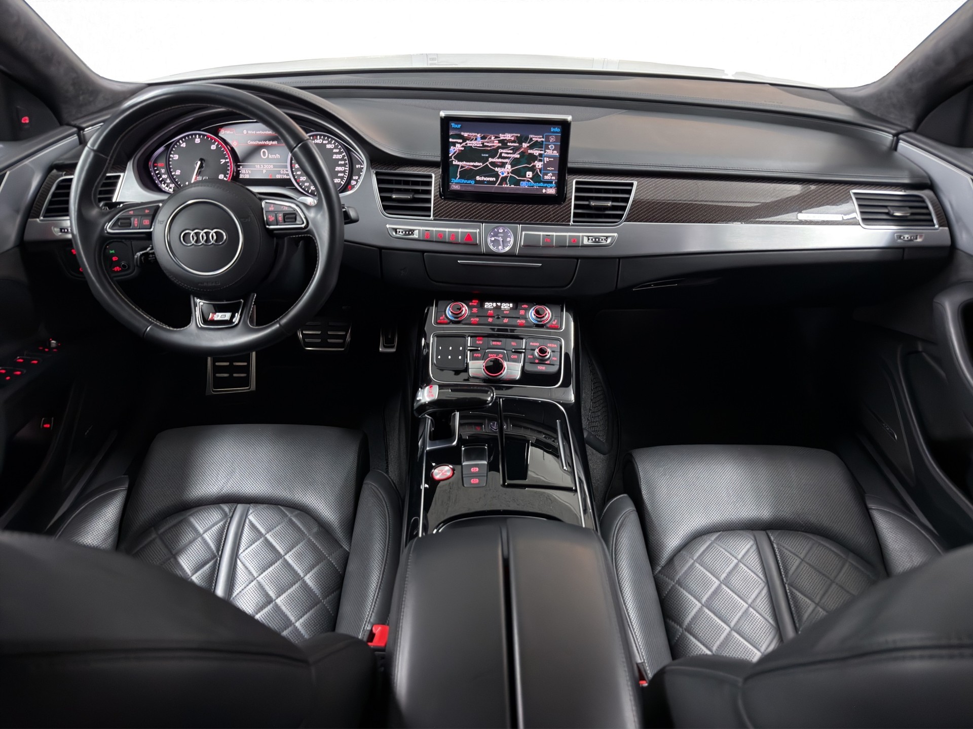 AUDI S8 4.0 TFSI V8 plus quattro tiptronic-image-8