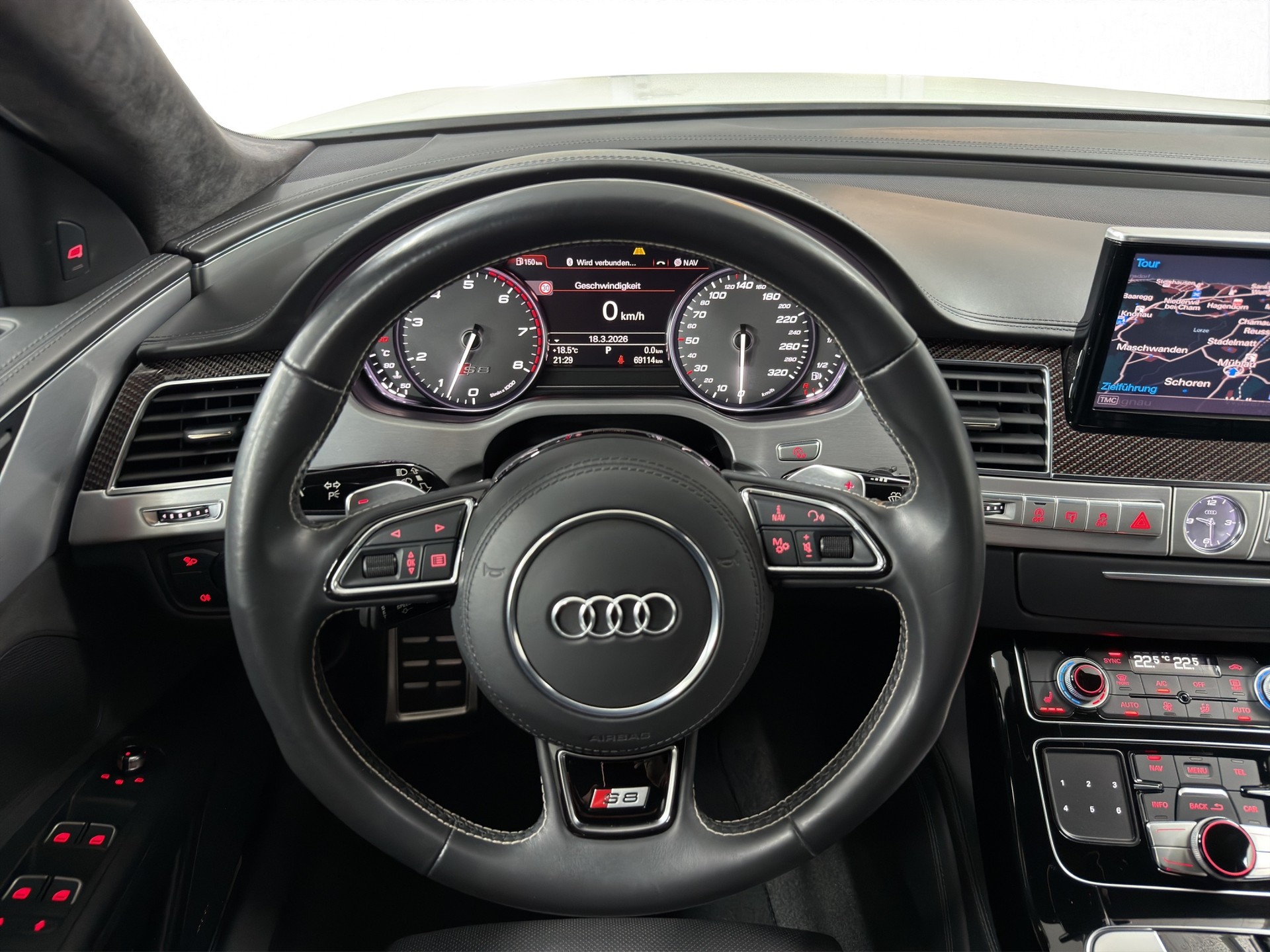 AUDI S8 4.0 TFSI V8 plus quattro tiptronic-image-10
