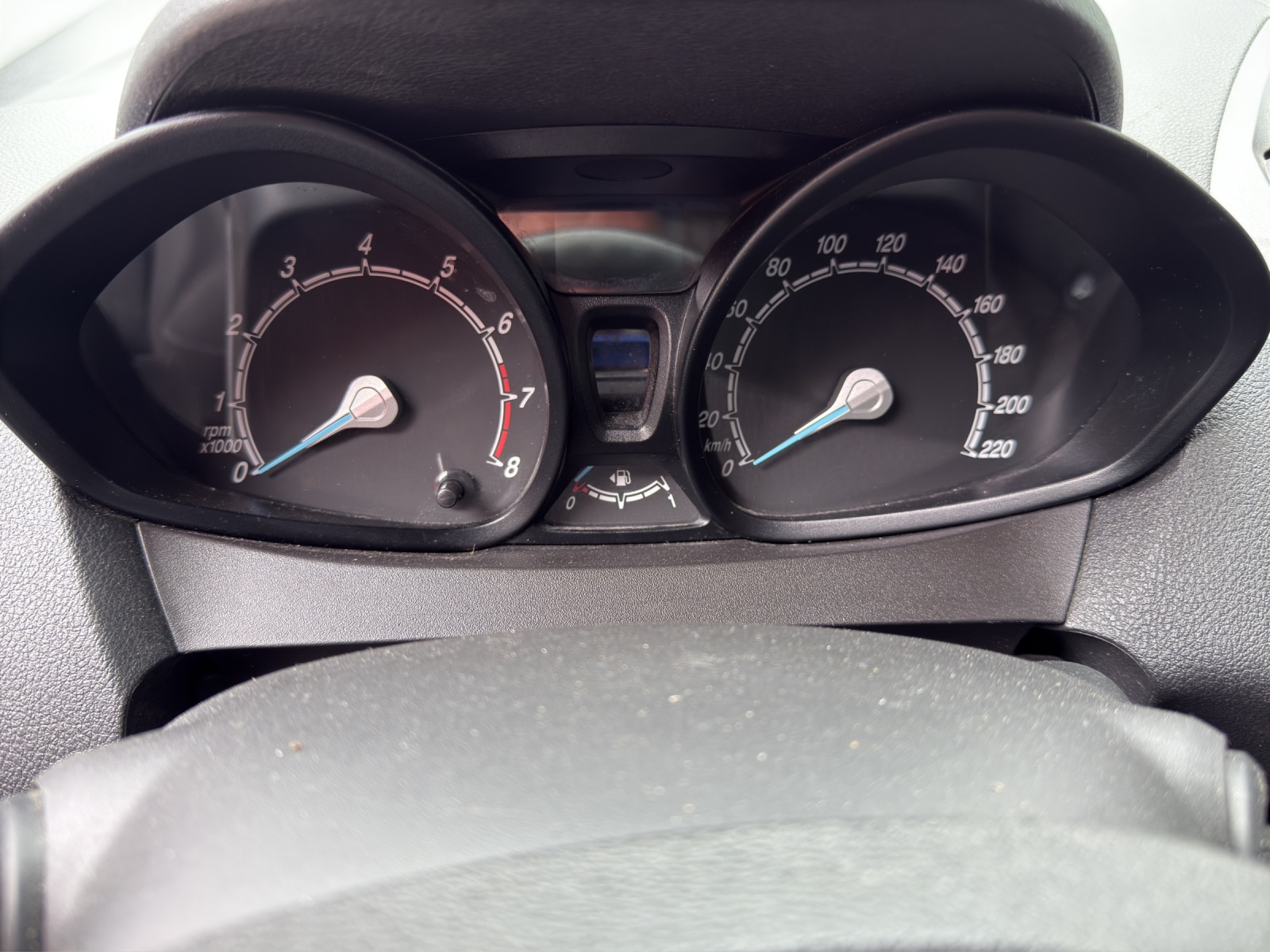 FORD Transit Courier Van 1.0 EcoBoost Ambiente-image-8