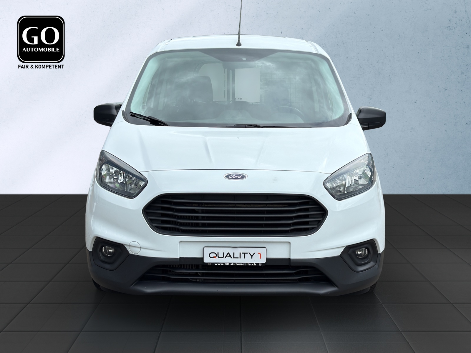 FORD Transit Courier Van 1.0 EcoBoost Ambiente-image-2