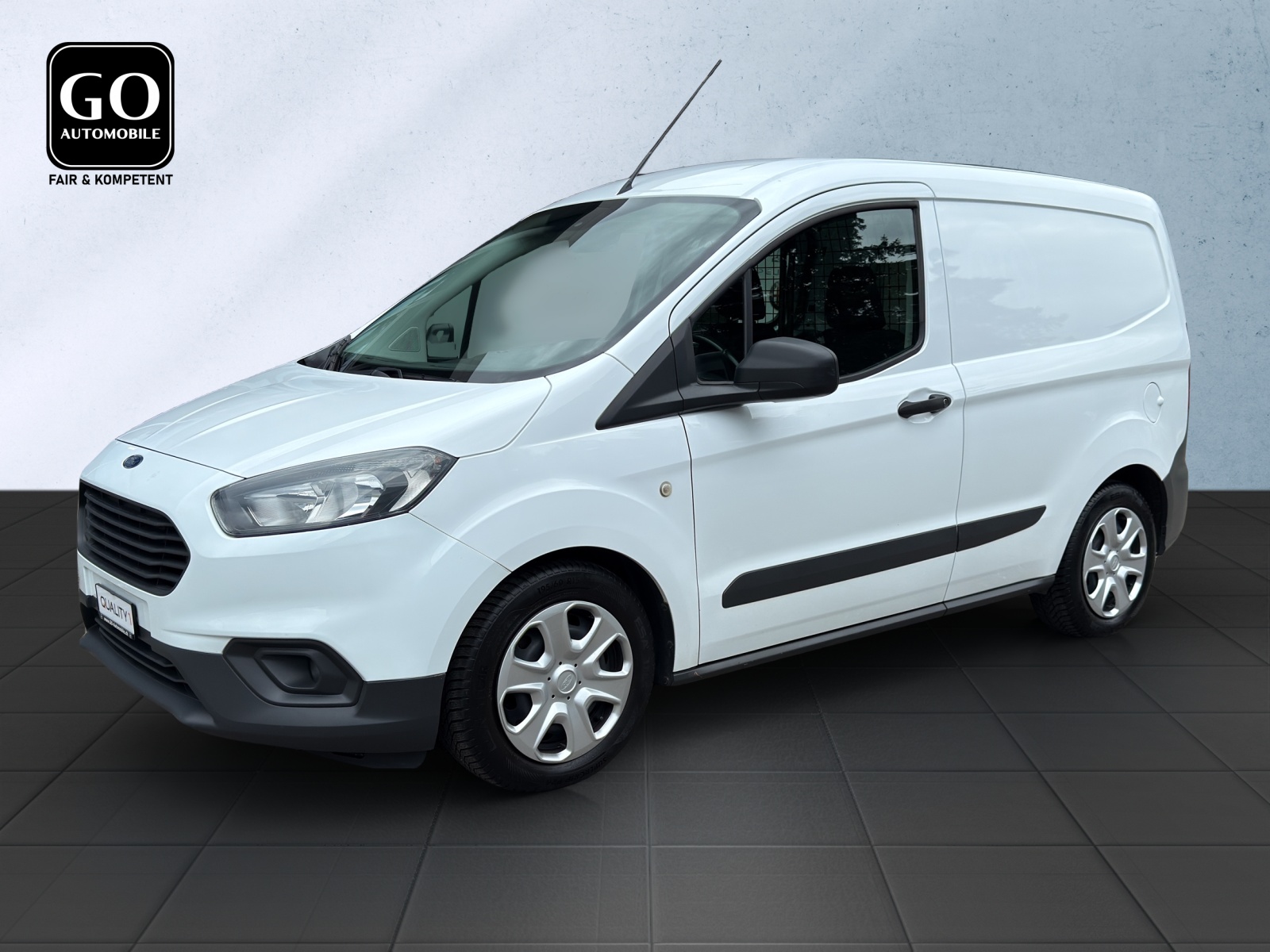 FORD Transit Courier Van 1.0 EcoBoost Ambiente-image-1