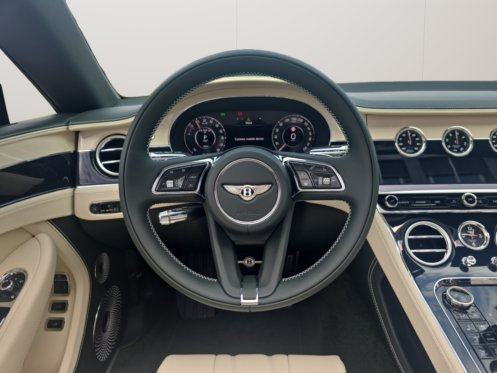 BENTLEY Continental GTC 4.0 V8 PHEV 680 PS / 1.9% Leasing möglich.-image-12