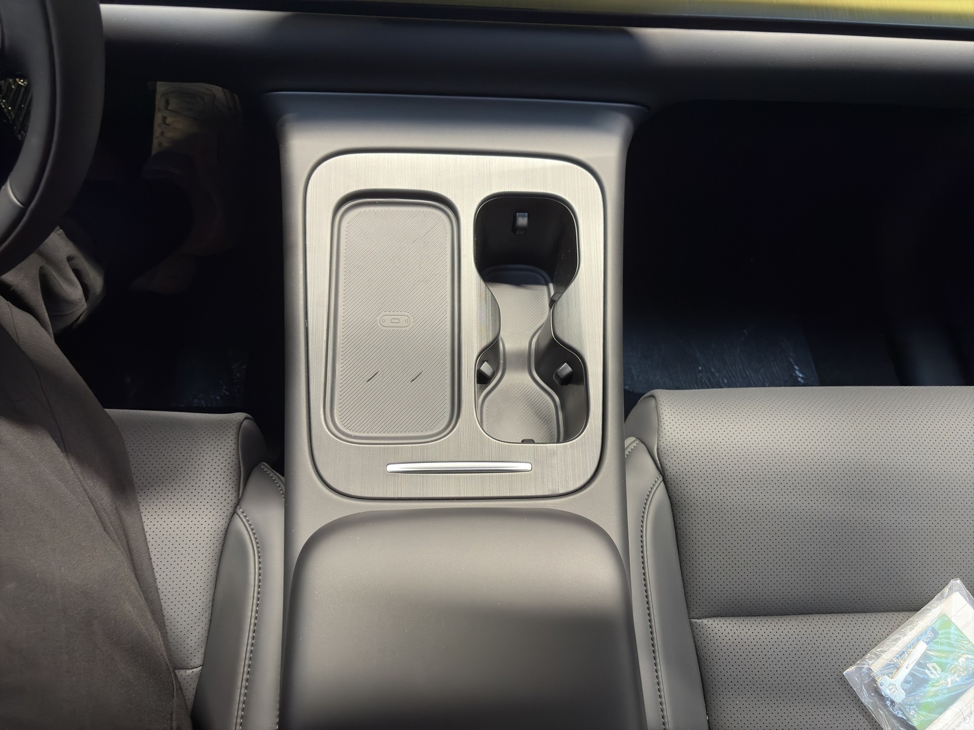 LEAPMOTOR C10 82kWh AWD Design-image-9