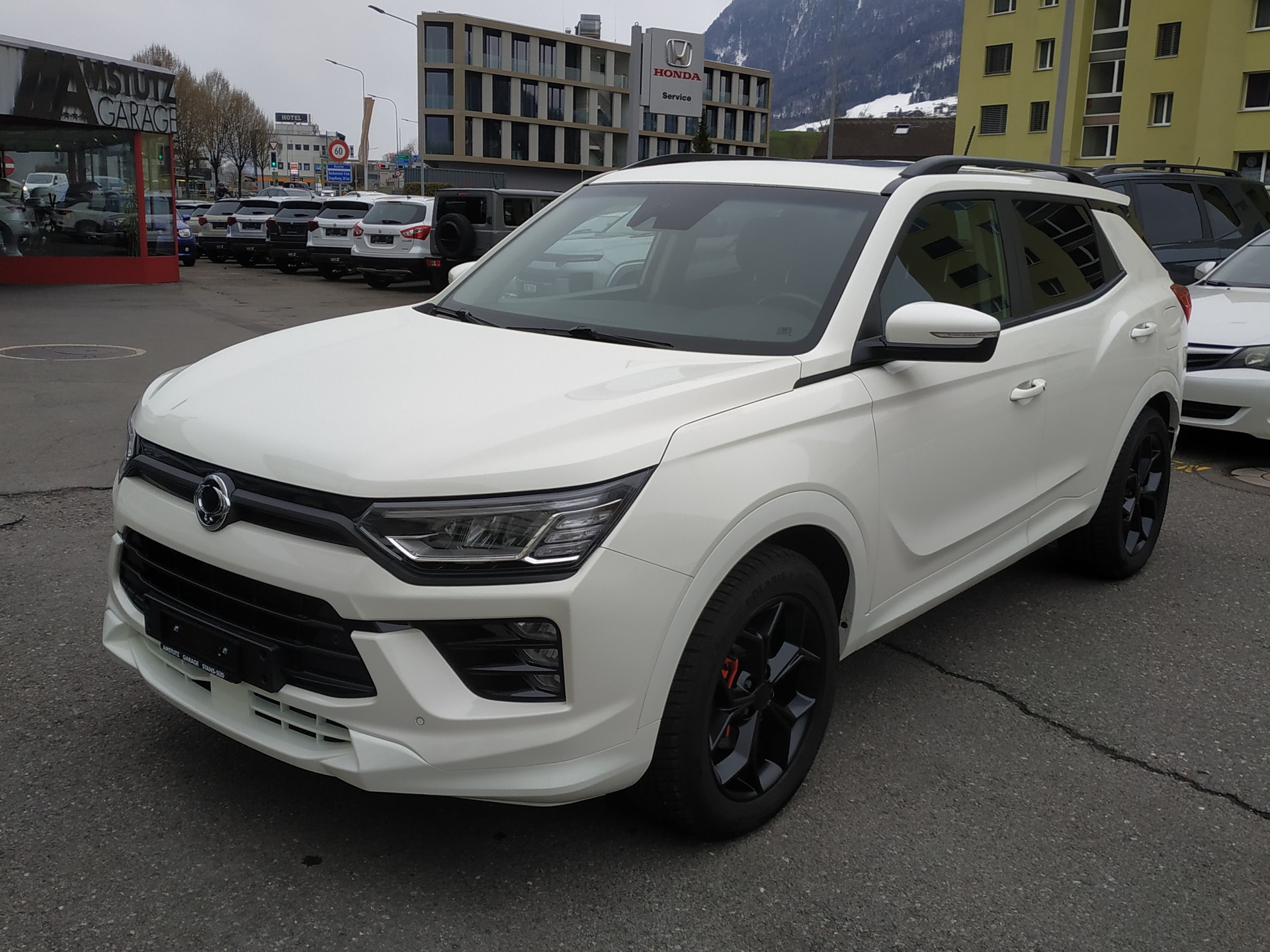 KGM-SsangYong Korando 1.5 T GDI Sapphire 4WD Automat-showroom-element-2