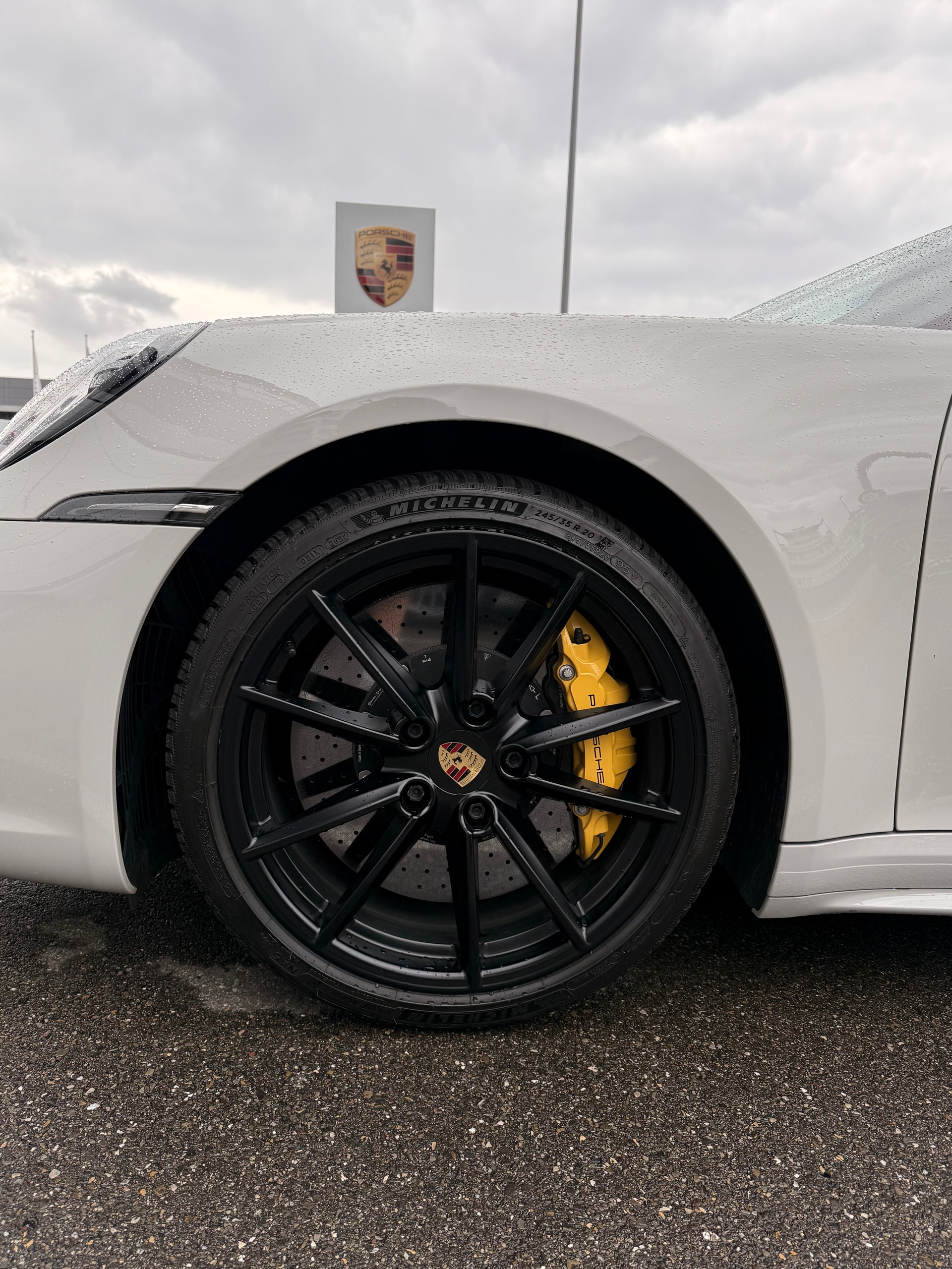 PORSCHE 911 Carrera 4S PDK-image-3