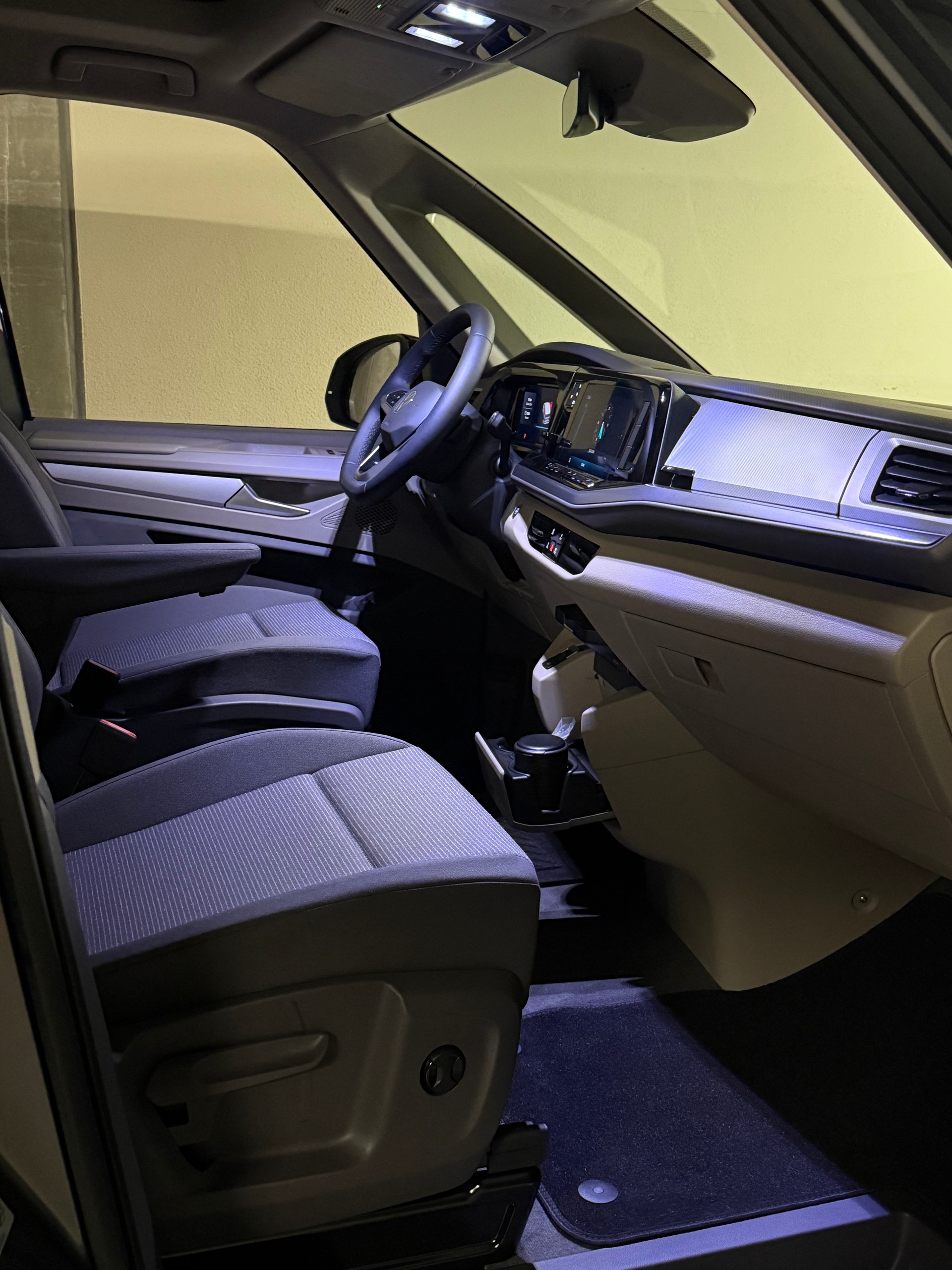 VW Multivan 1.5 eHybrid Style Liberty 4Motion DSG-image-8