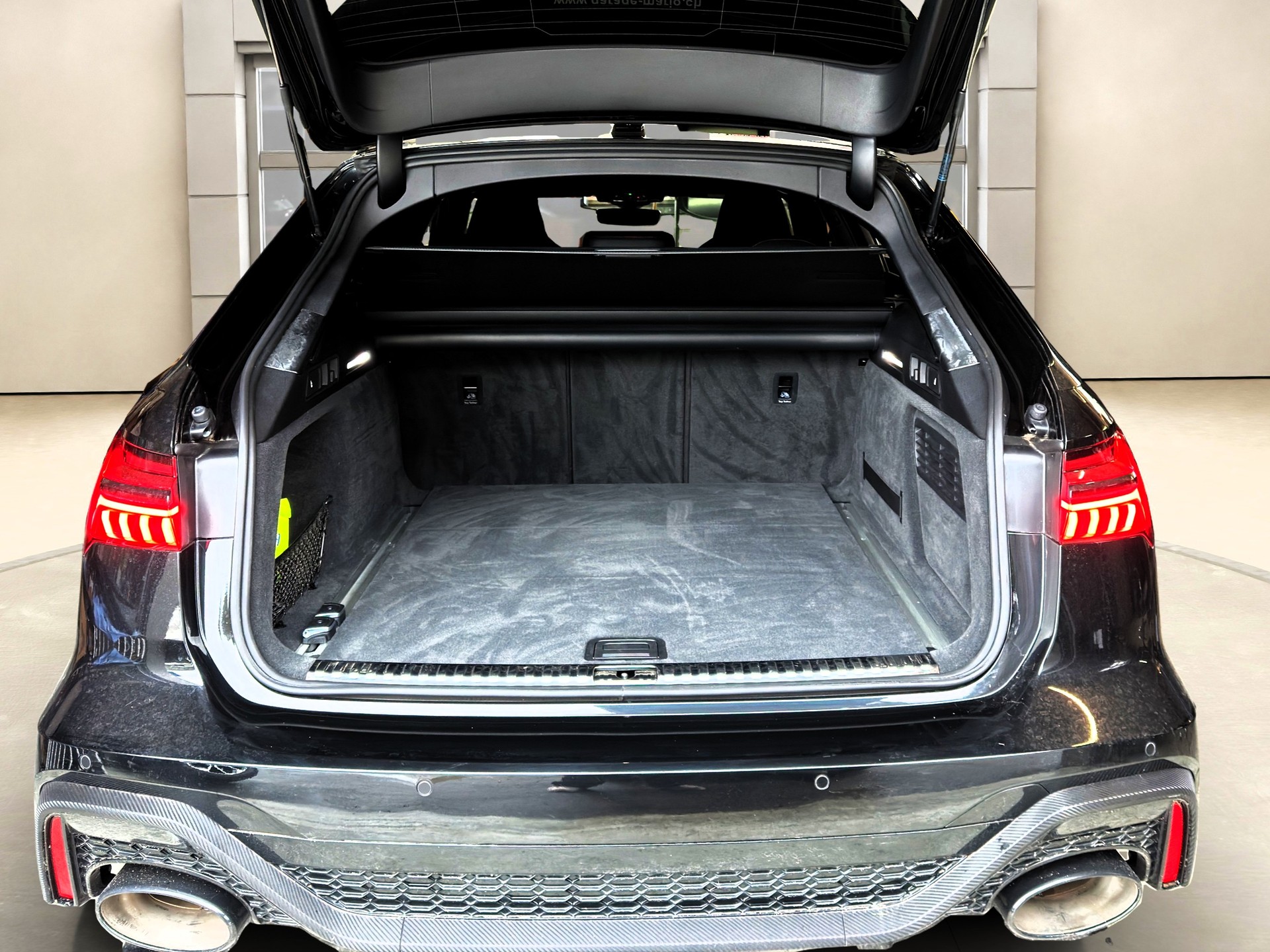 AUDI RS6 Avant 4.0 TFSI V8 * FULL CARBON * quattro-image-15