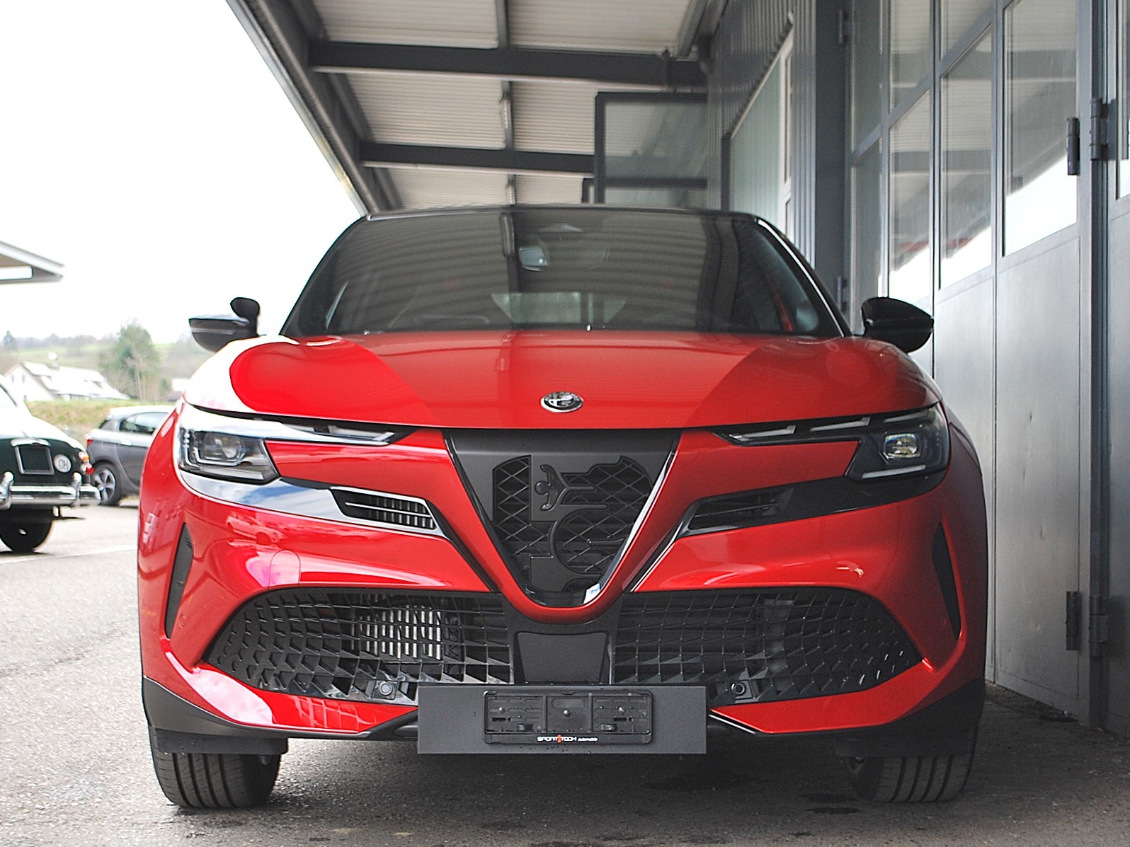 ALFA ROMEO 1.2 Hybrid Q4 Sport Speciale-image-1