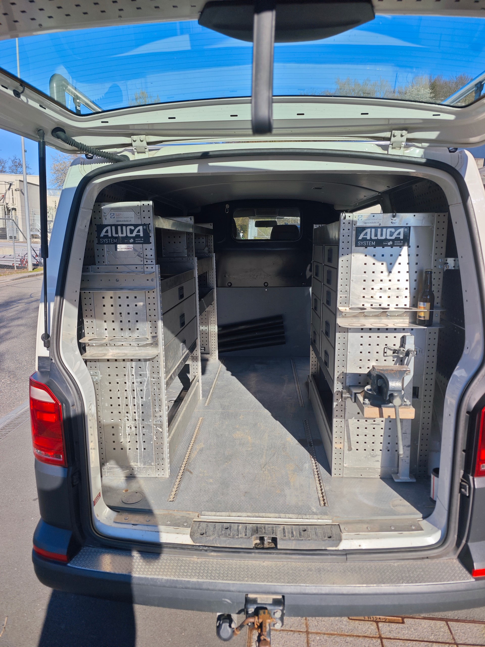 VW T6 2.0 Bi-TDI 4Motion-image-1