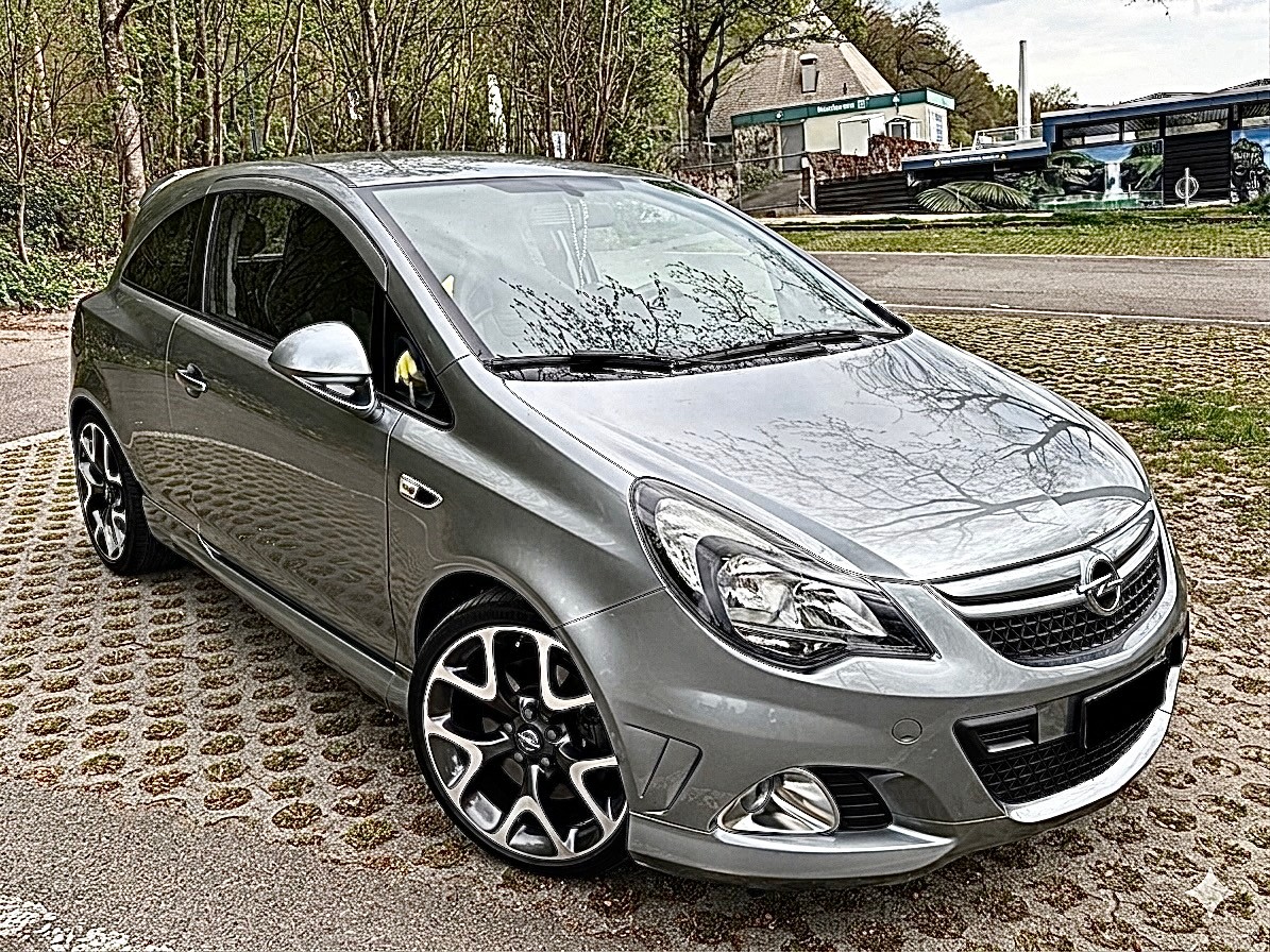 OPEL Corsa 1.6 Turbo OPC-image-0