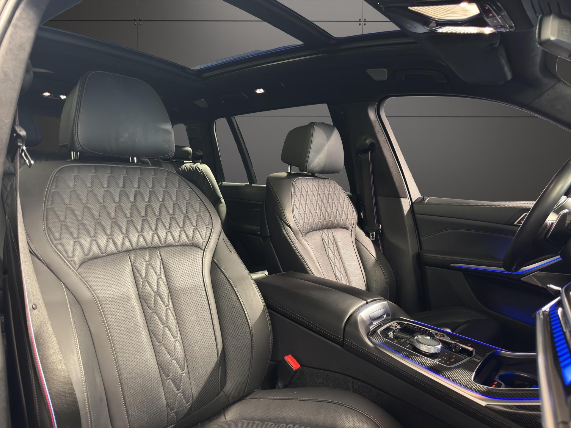 BMW X7 M60i xDrive M Sport-image-17