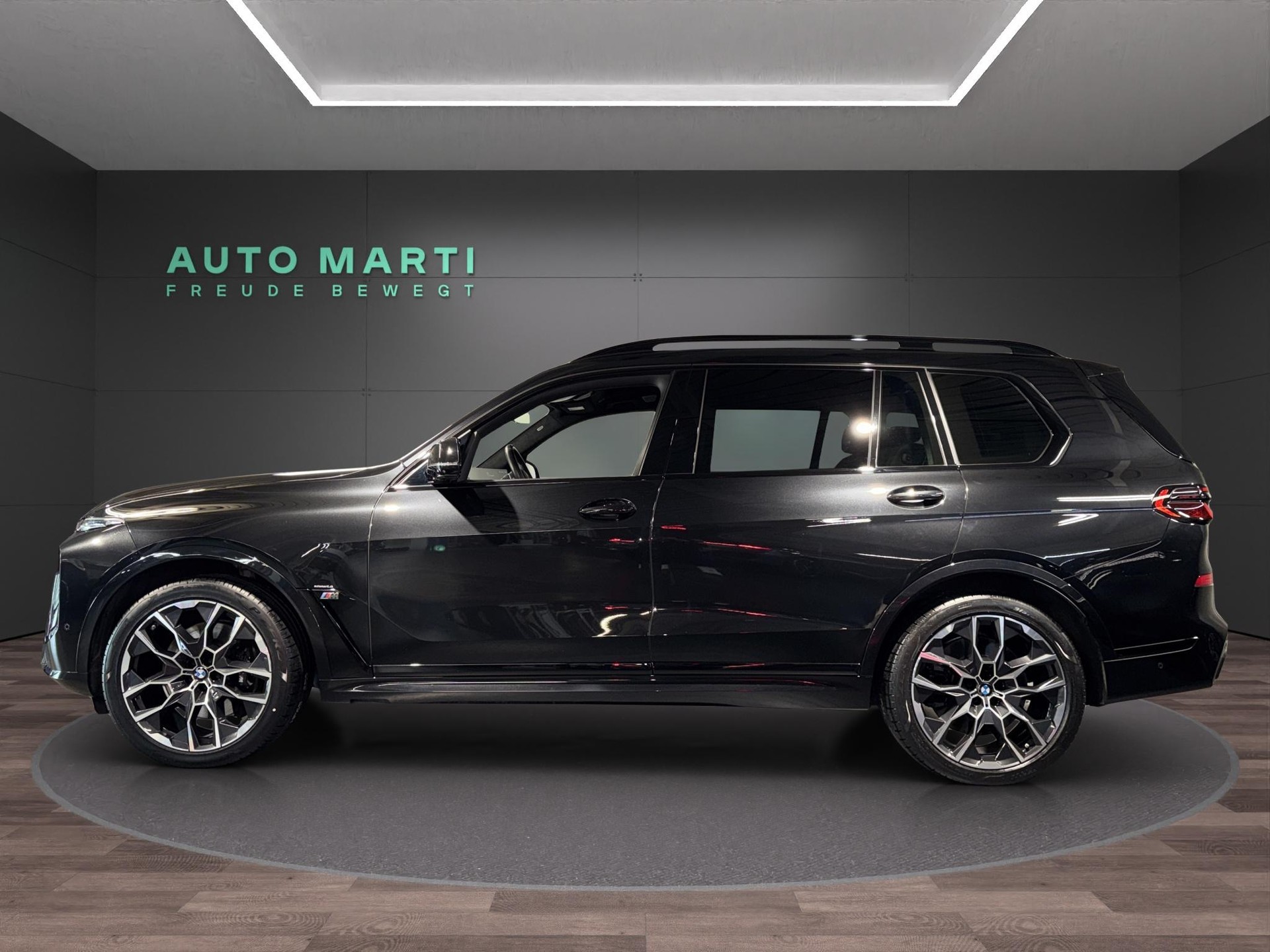 BMW X7 M60i xDrive M Sport-image-1
