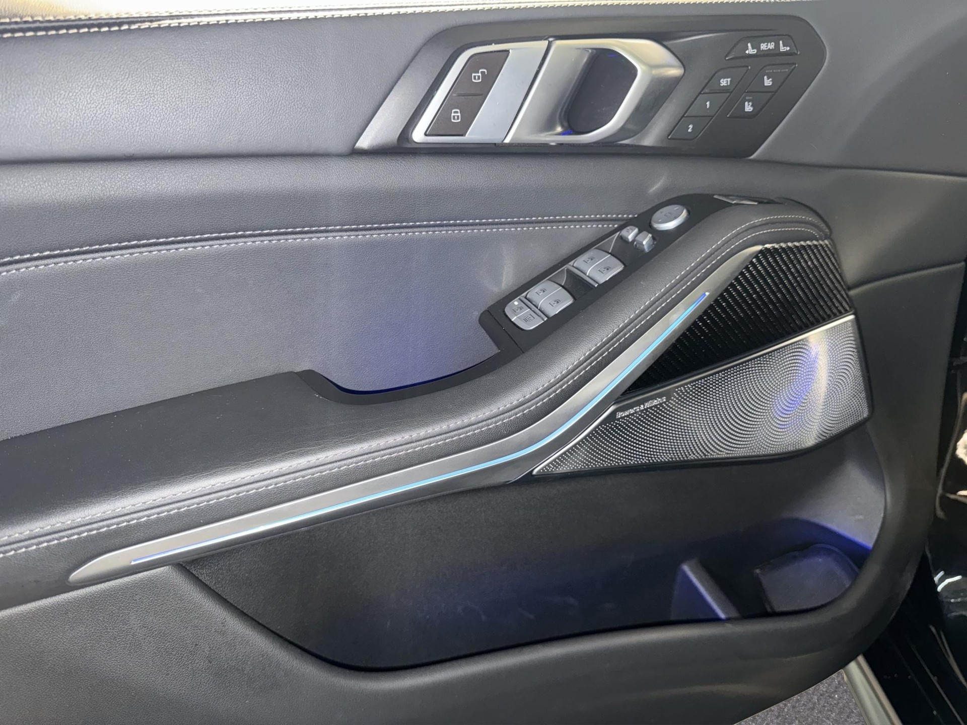 BMW X7 M60i xDrive M Sport-image-11
