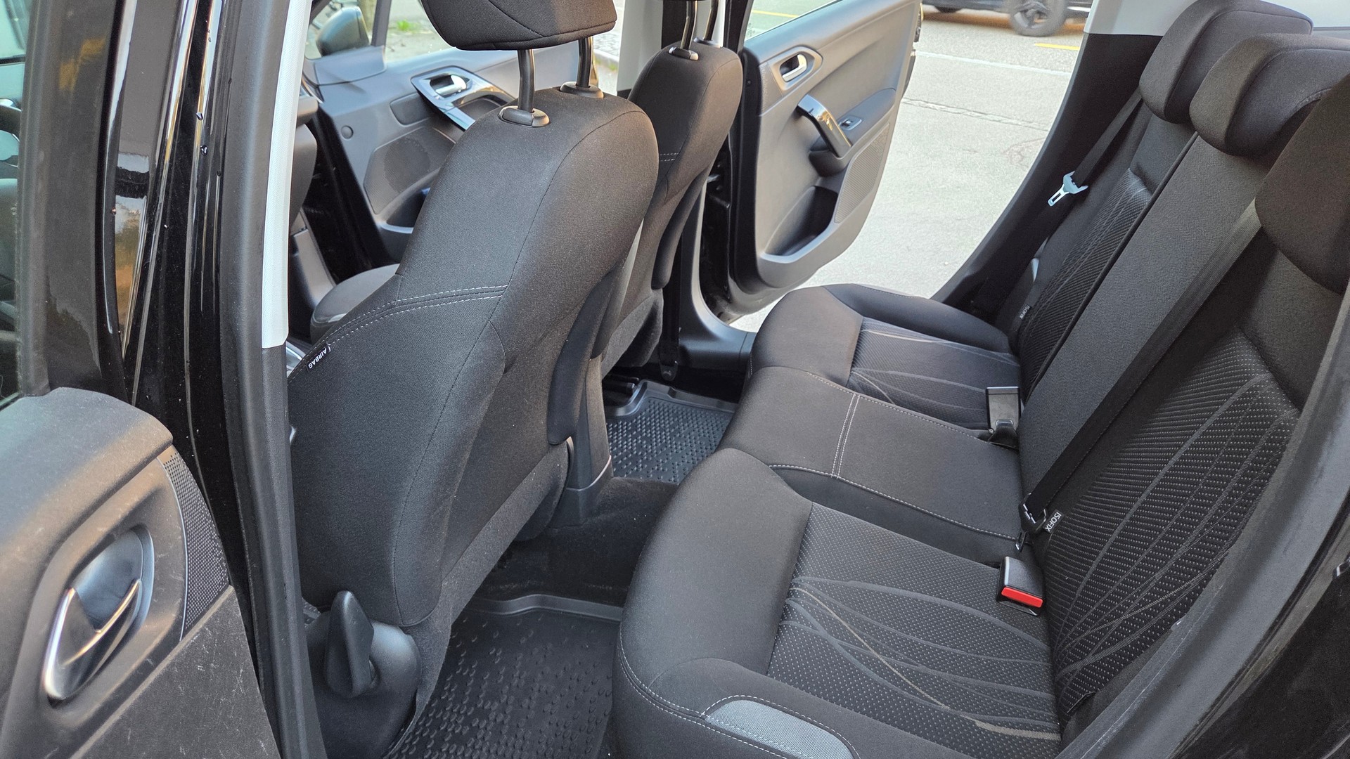 PEUGEOT 208 1.2 VTI Active-image-1