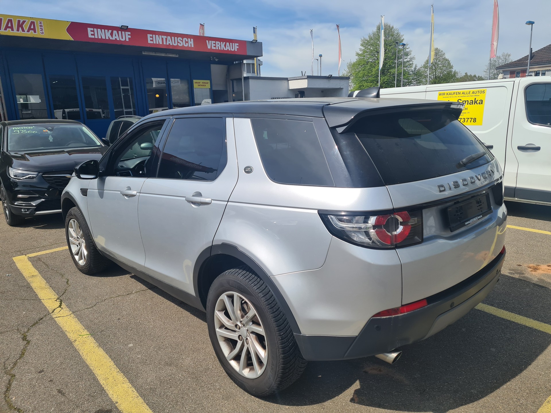 LAND ROVER Discovery Sport 2.0 TD4 SE AT9-image-5